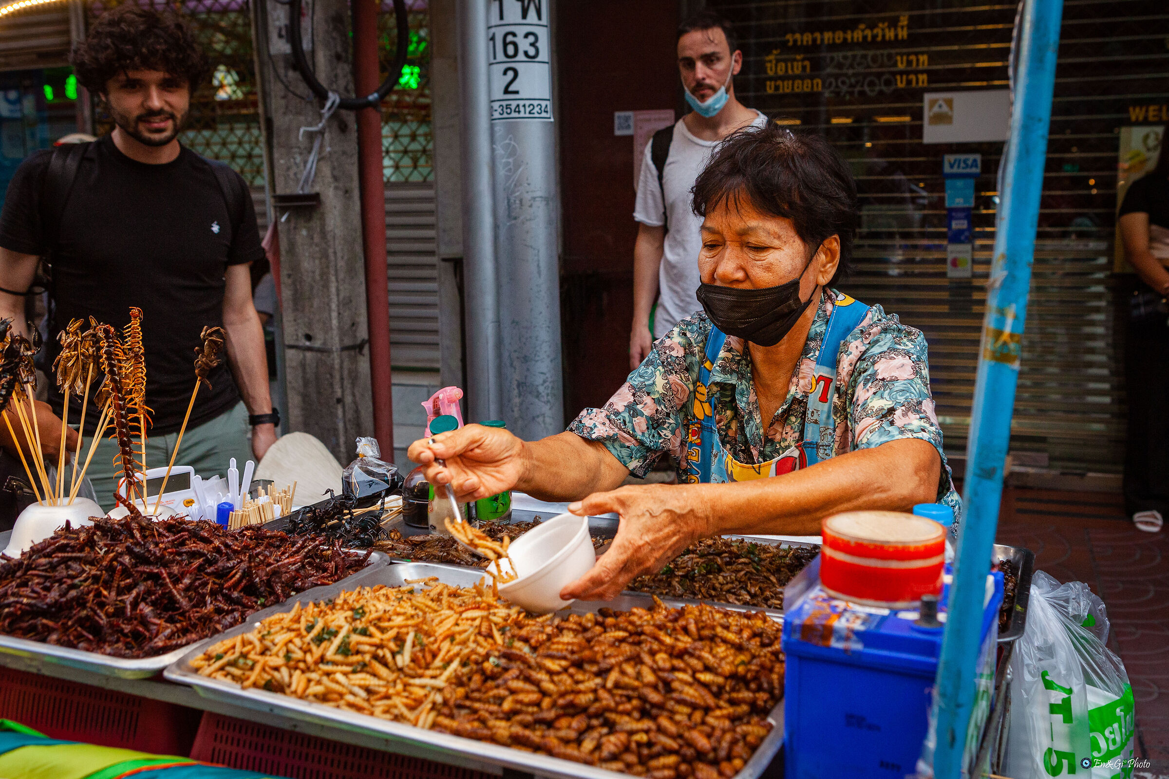 It's 2 ounces: what do I do, do I leave?