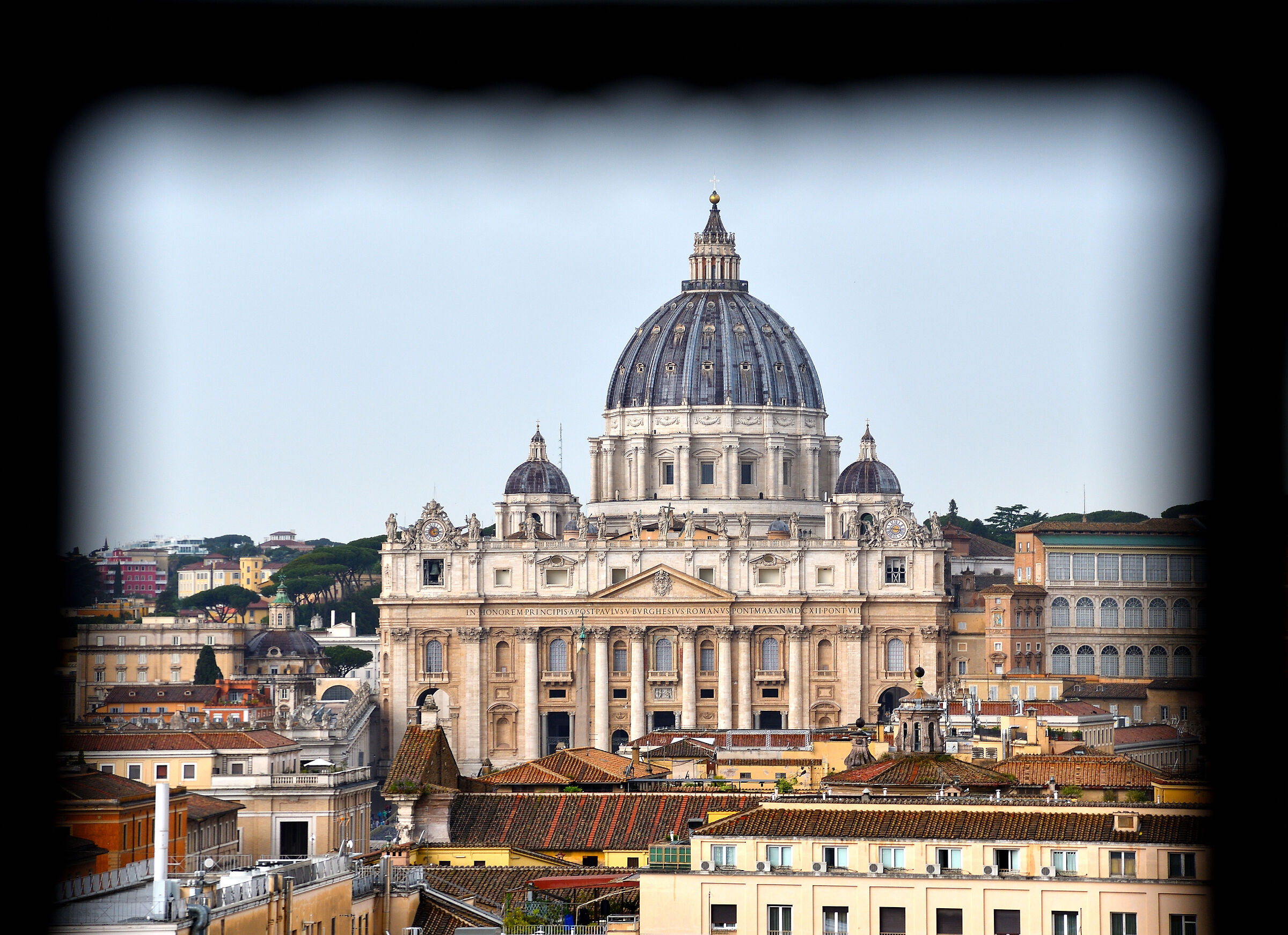 Una finestra su S. Pietro