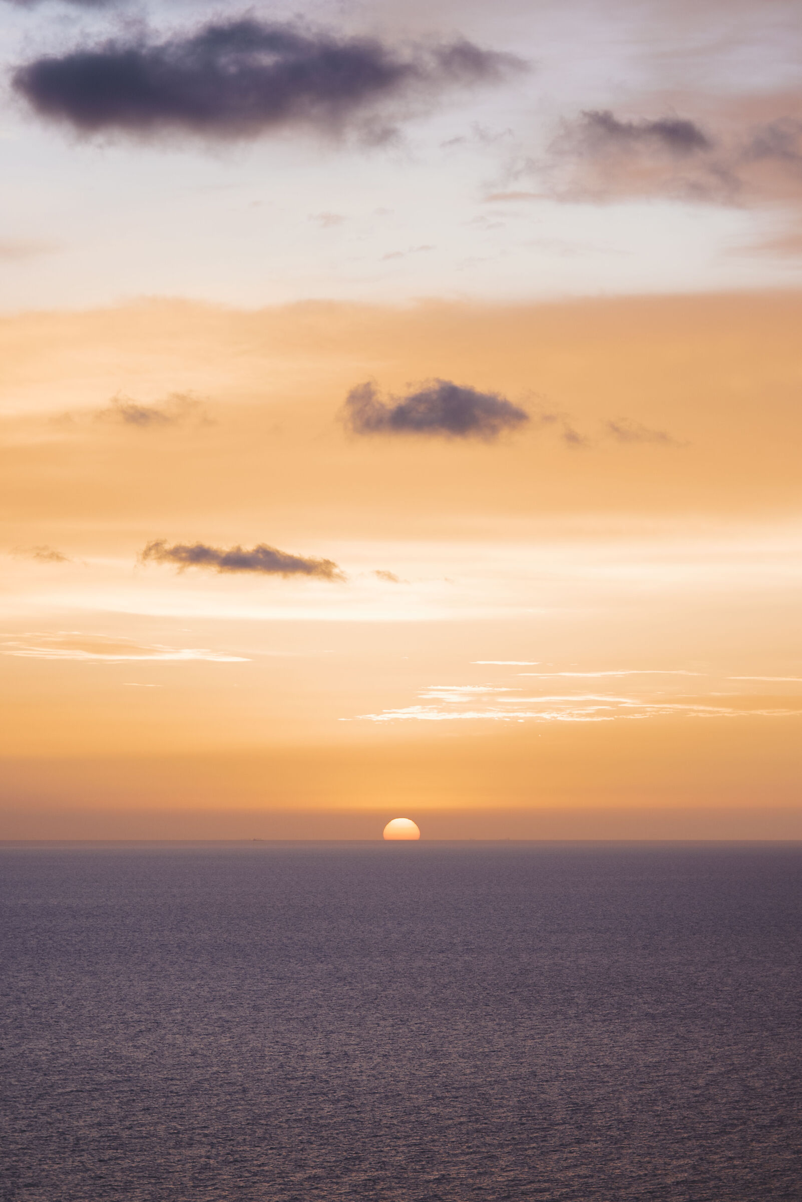 alba a Pantelleria
