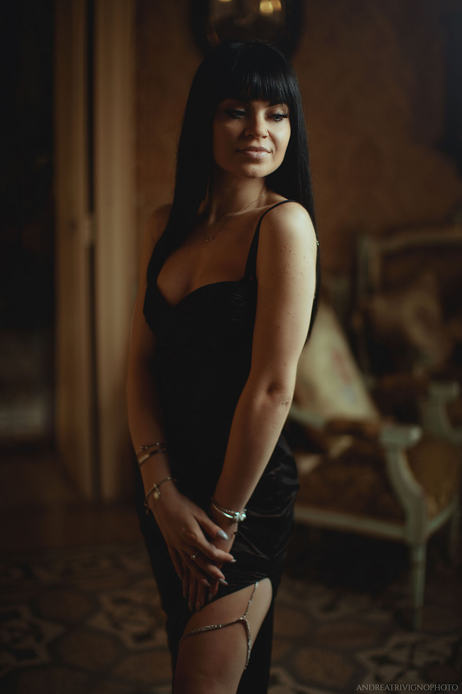 Raluca - Dark 10
