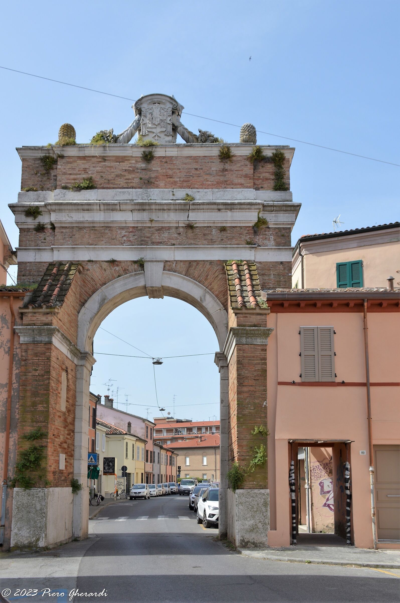 Porta Ravegnana