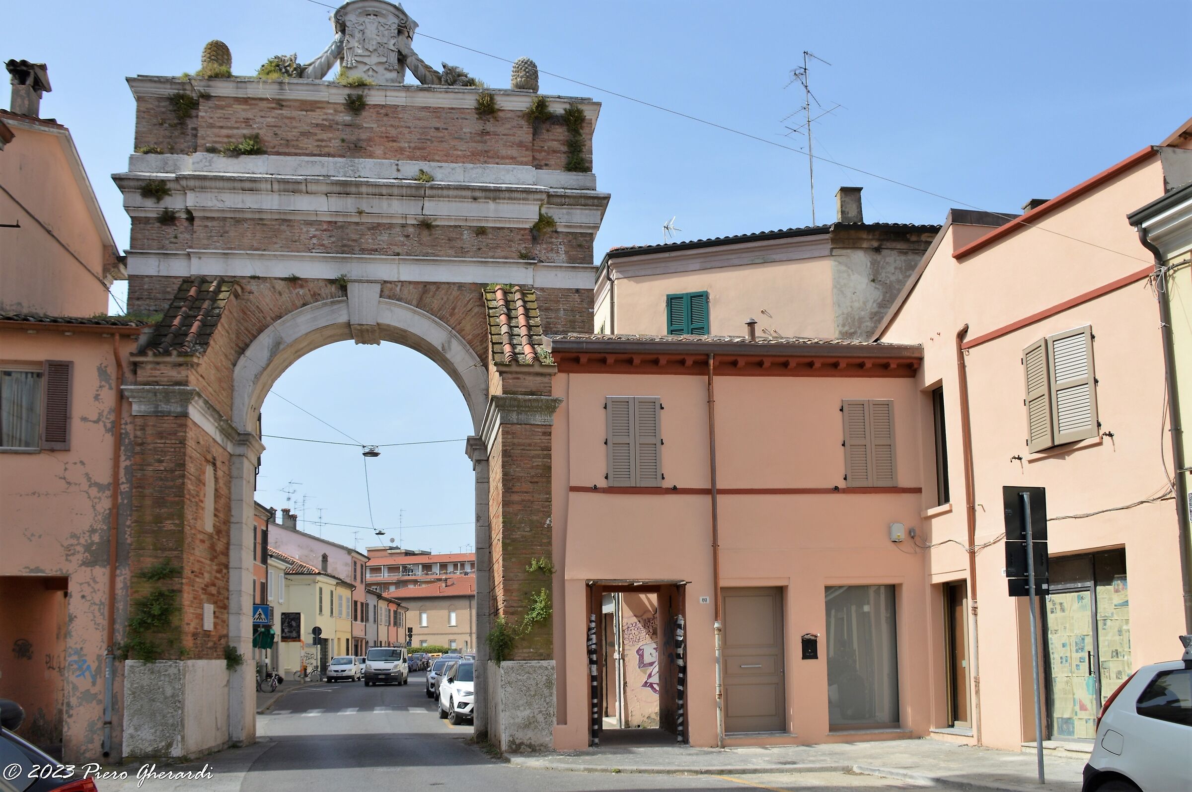 Porta Ravegnana