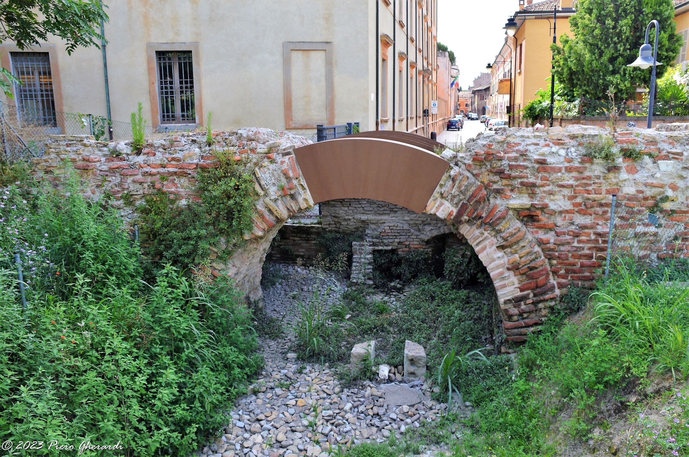 Porta Teguriense