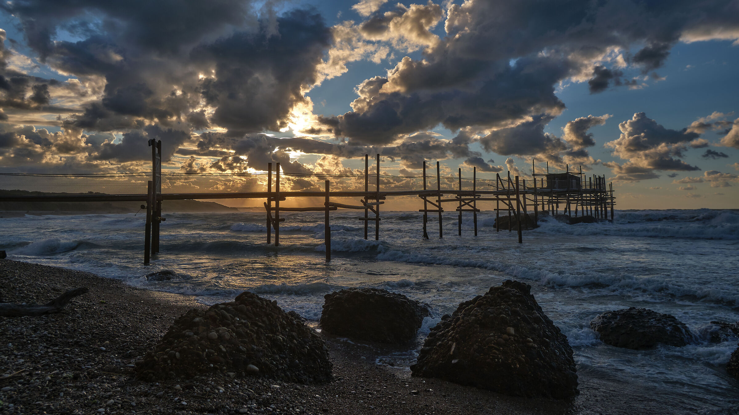 Sunset at the overflow, Vasto