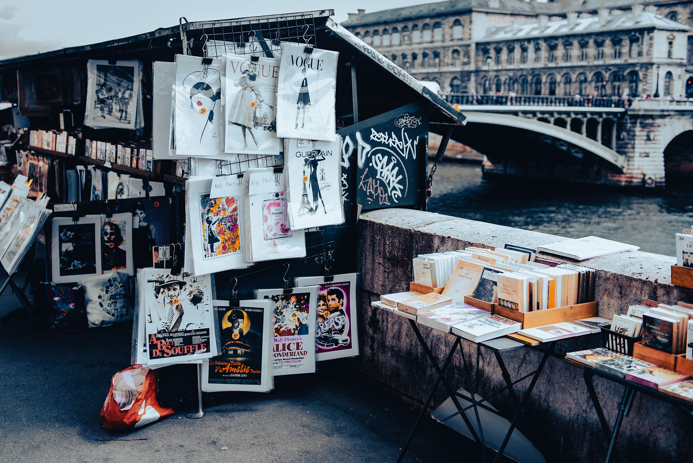Paris08