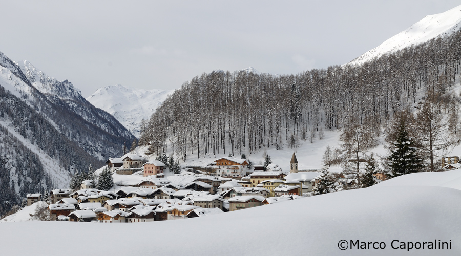 Pejo shrouded in snow