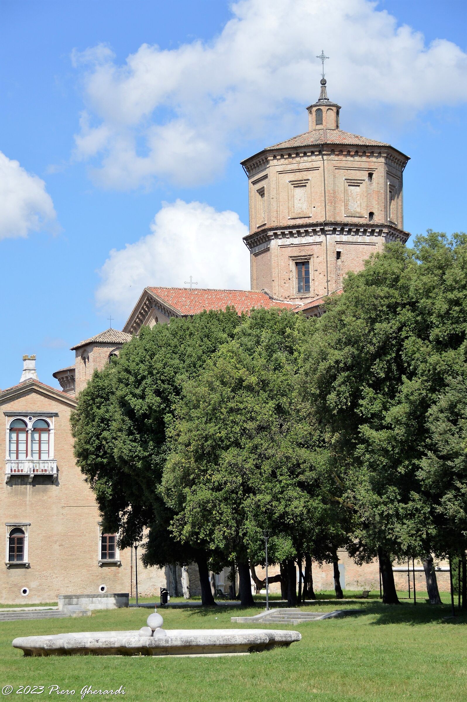 Basilica S.Maria in Porto