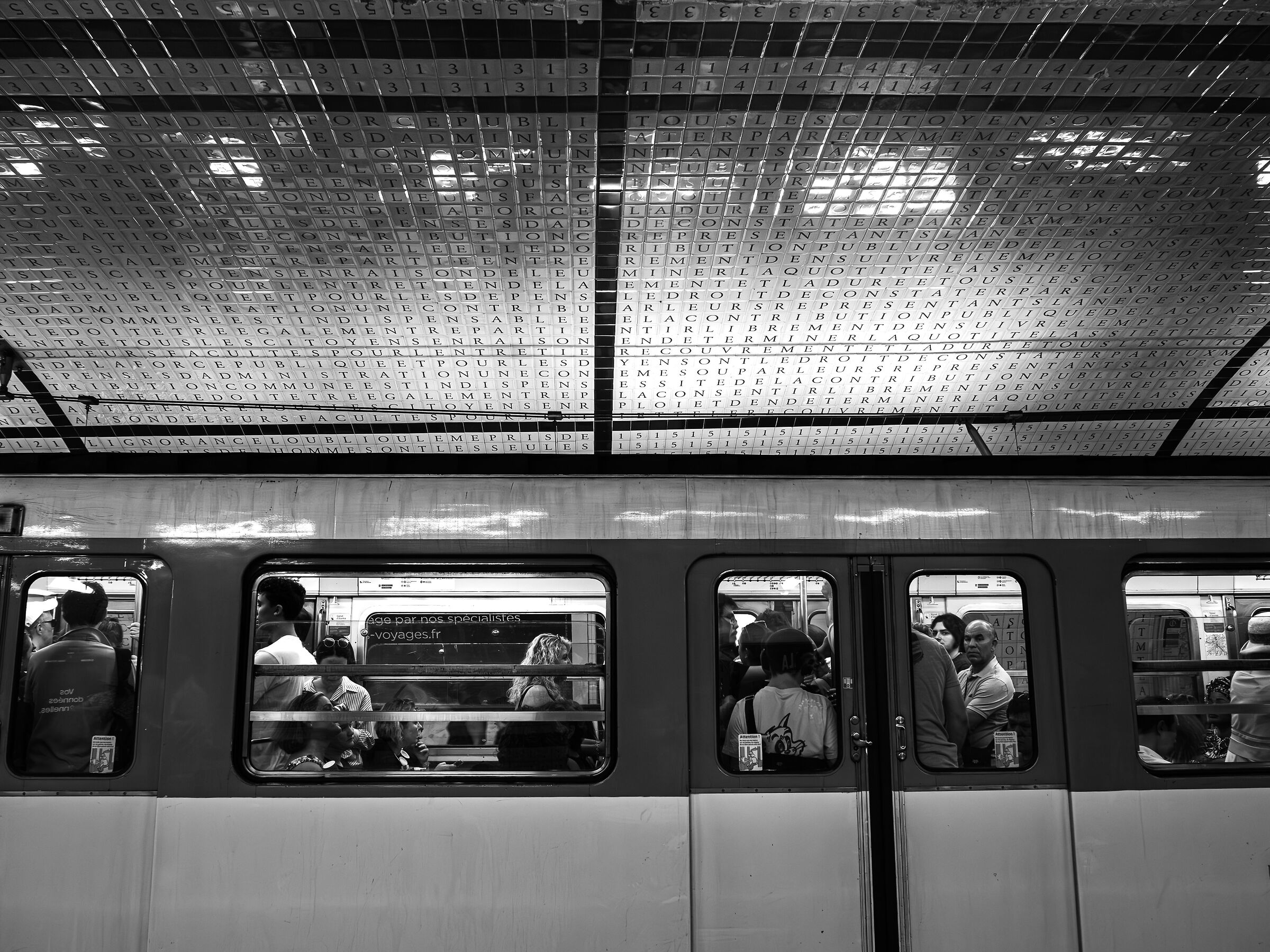 Parigi: Metro Concorde