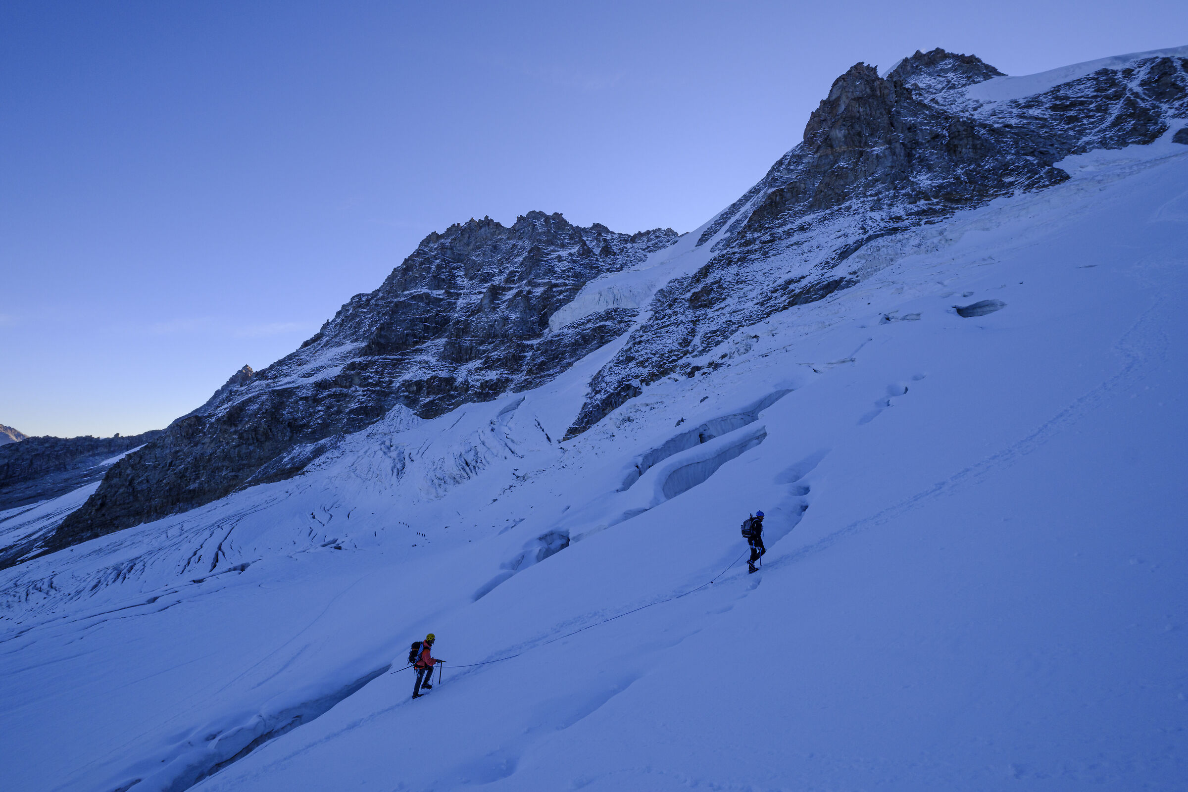 Salendo al Gran Paradiso