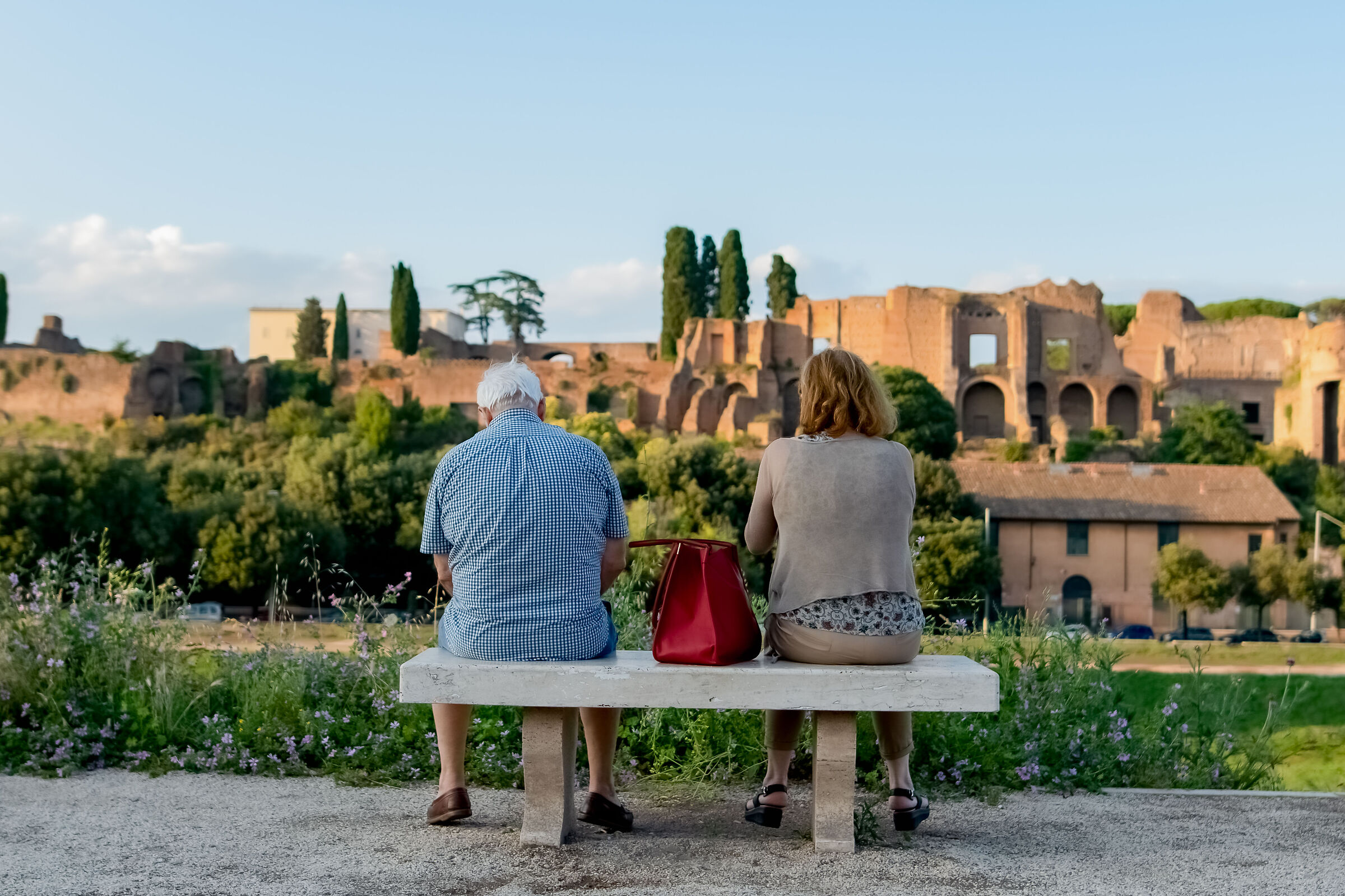 In contemplation of eternity (and who to the smartphone)