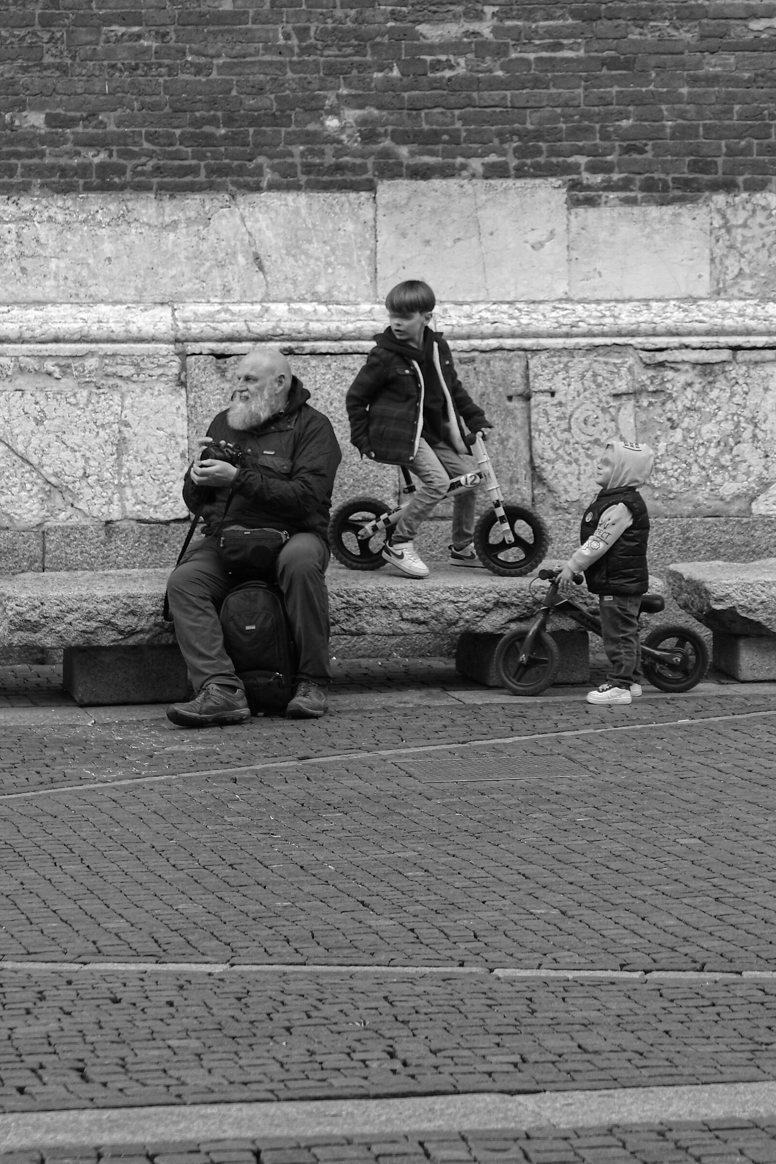 What a strange tool to photograph