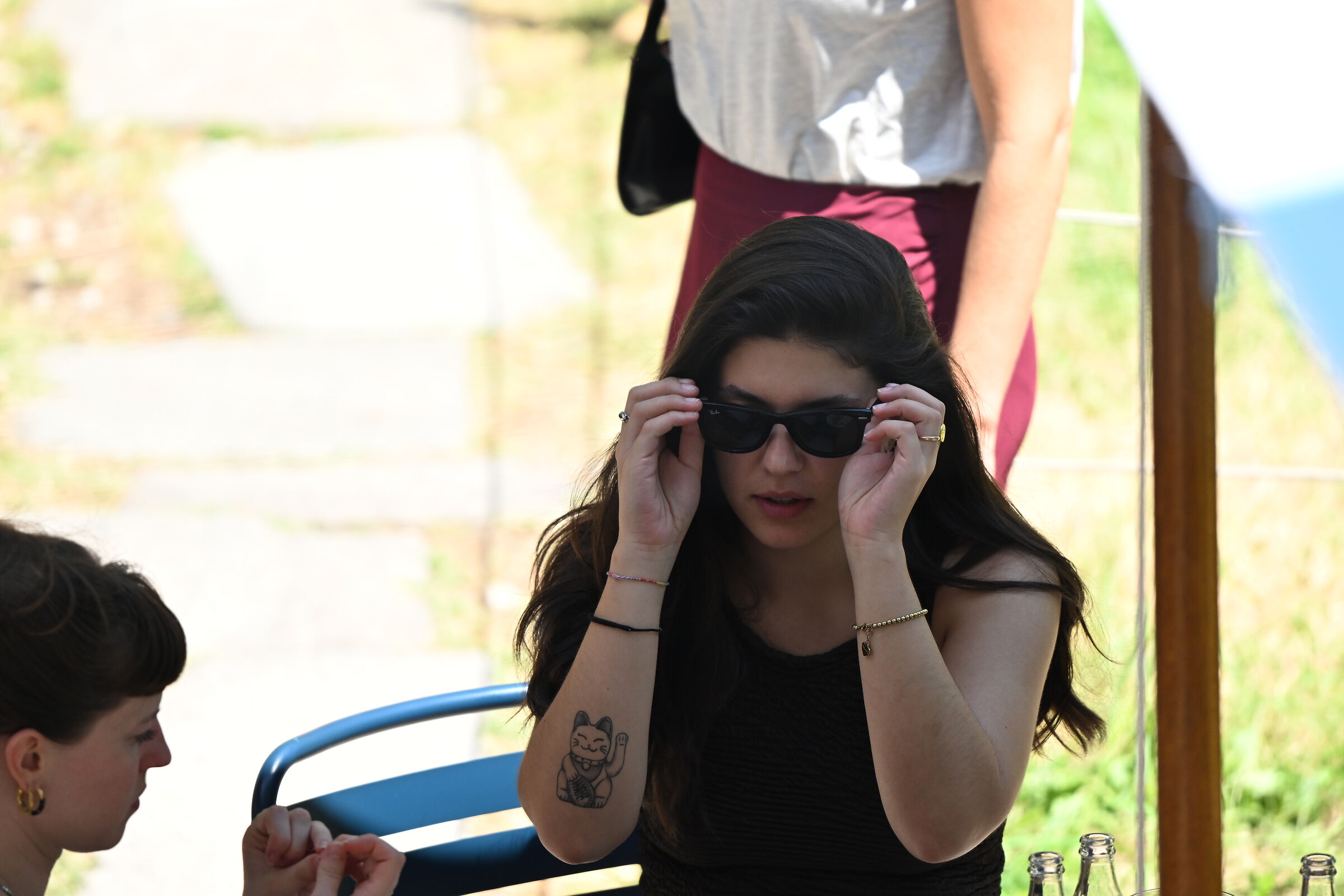 Prova Z8 con 180-600 (Ragazza in ombra forte contrasto)