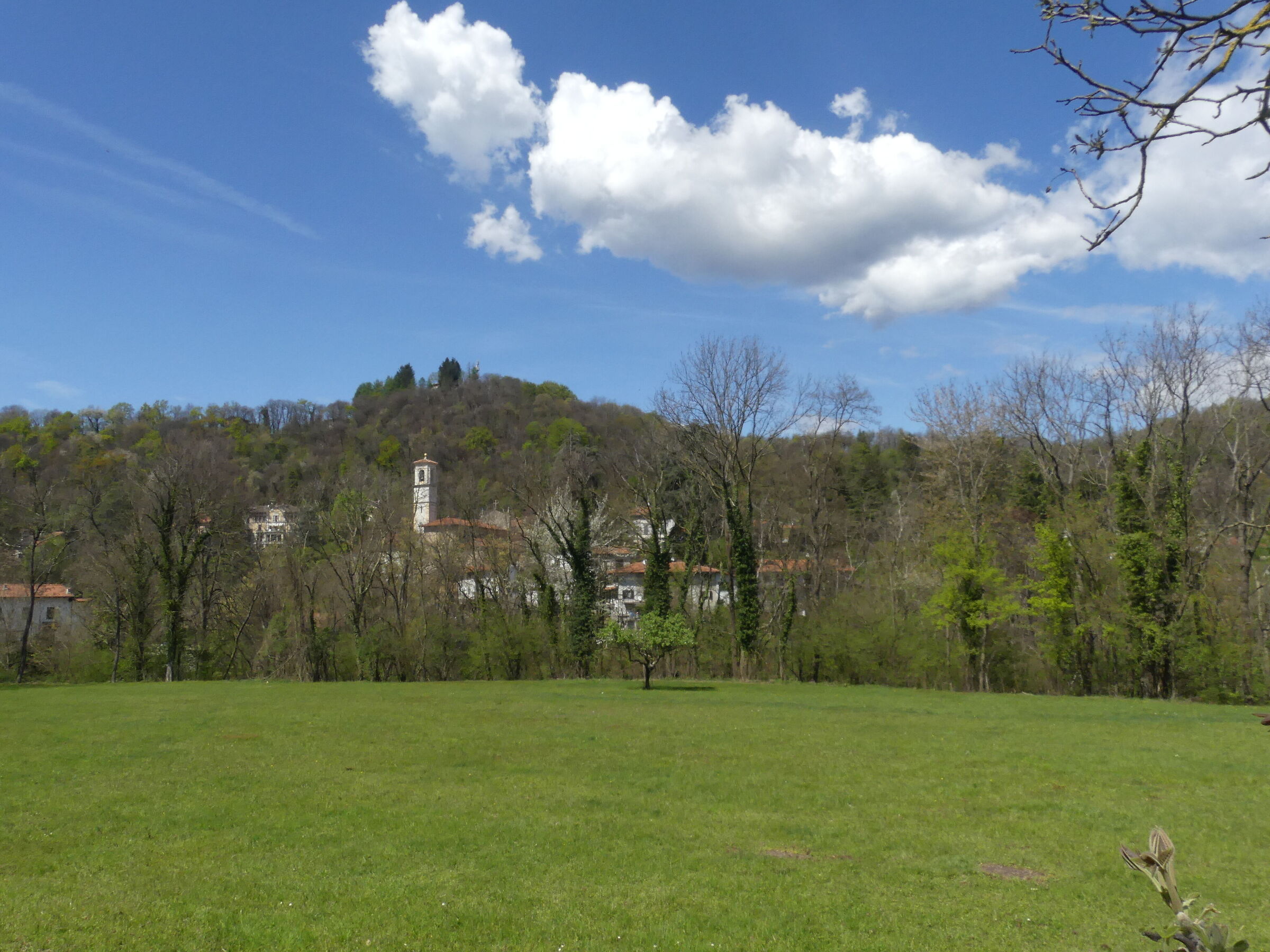 Castello Cabiaglio ( VA )