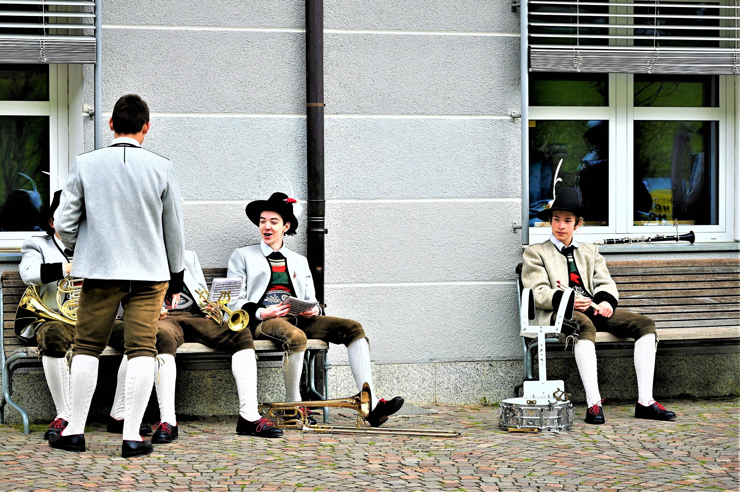 Chat break - 2 -