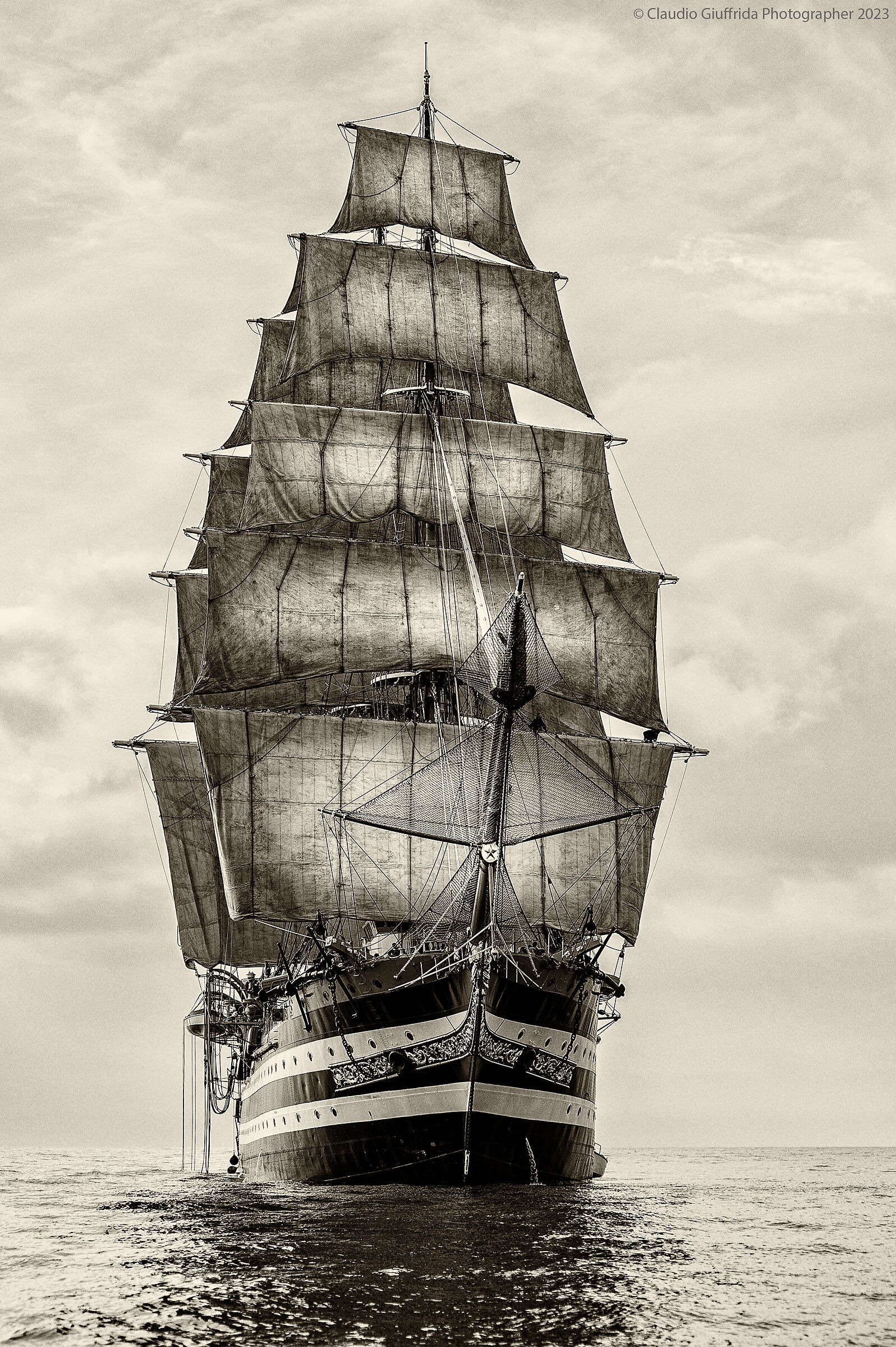 Vespucci B & W