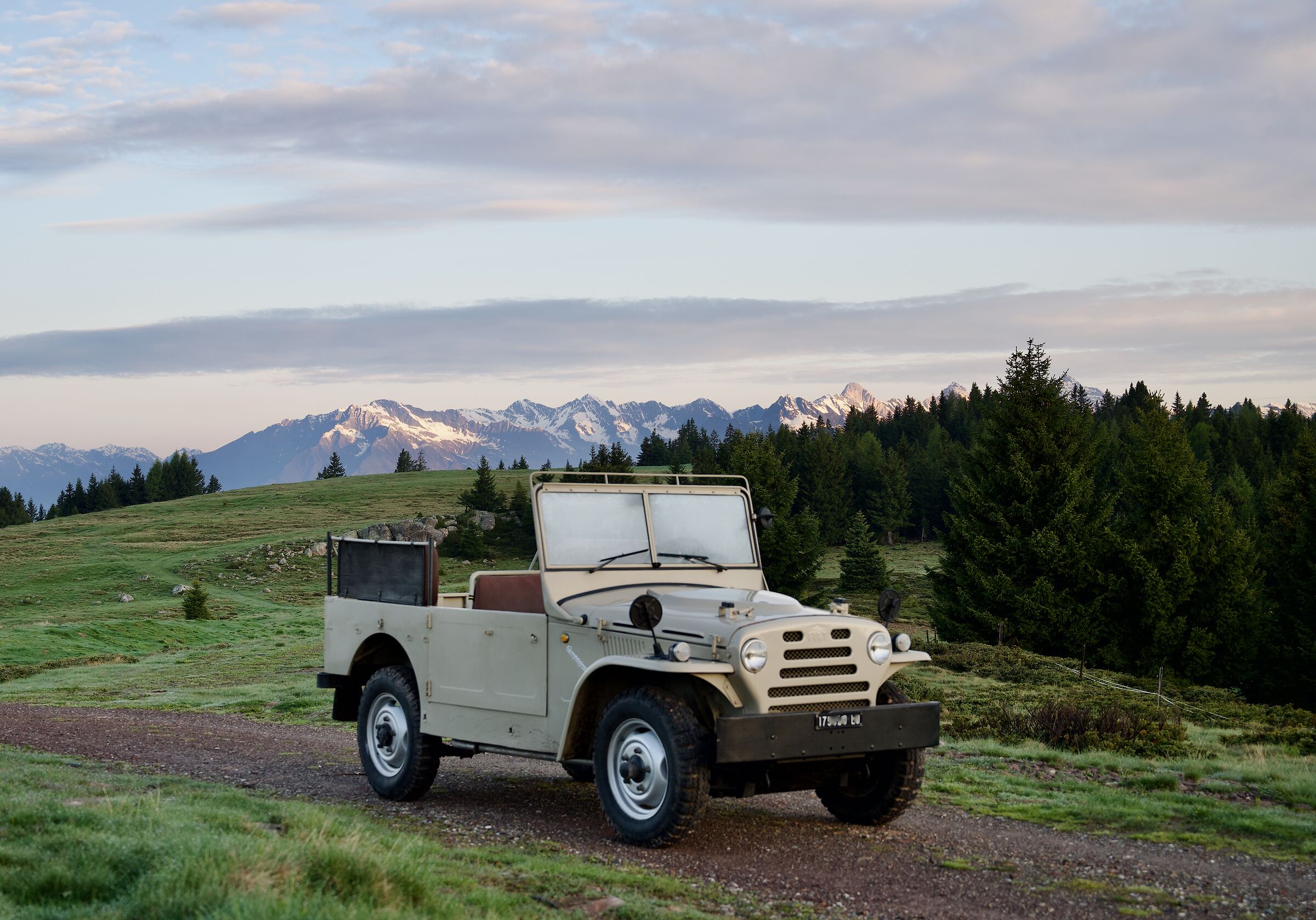 In Malga at dawn with Campagnola