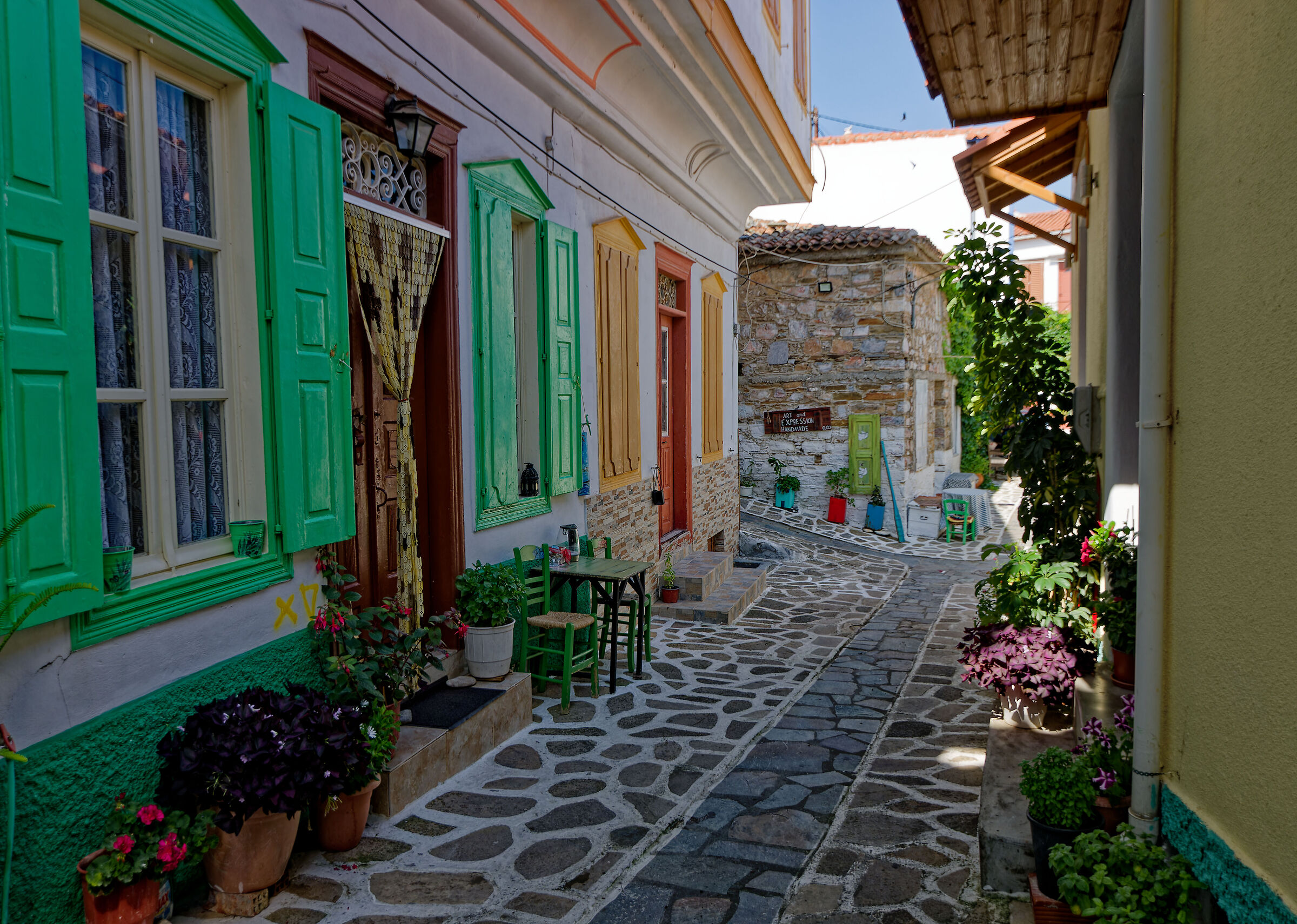 Village of Manolates