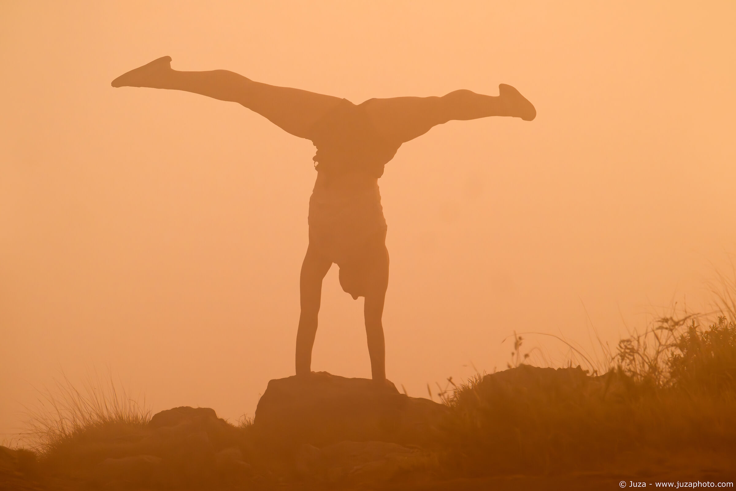 Acrobazie al tramonto