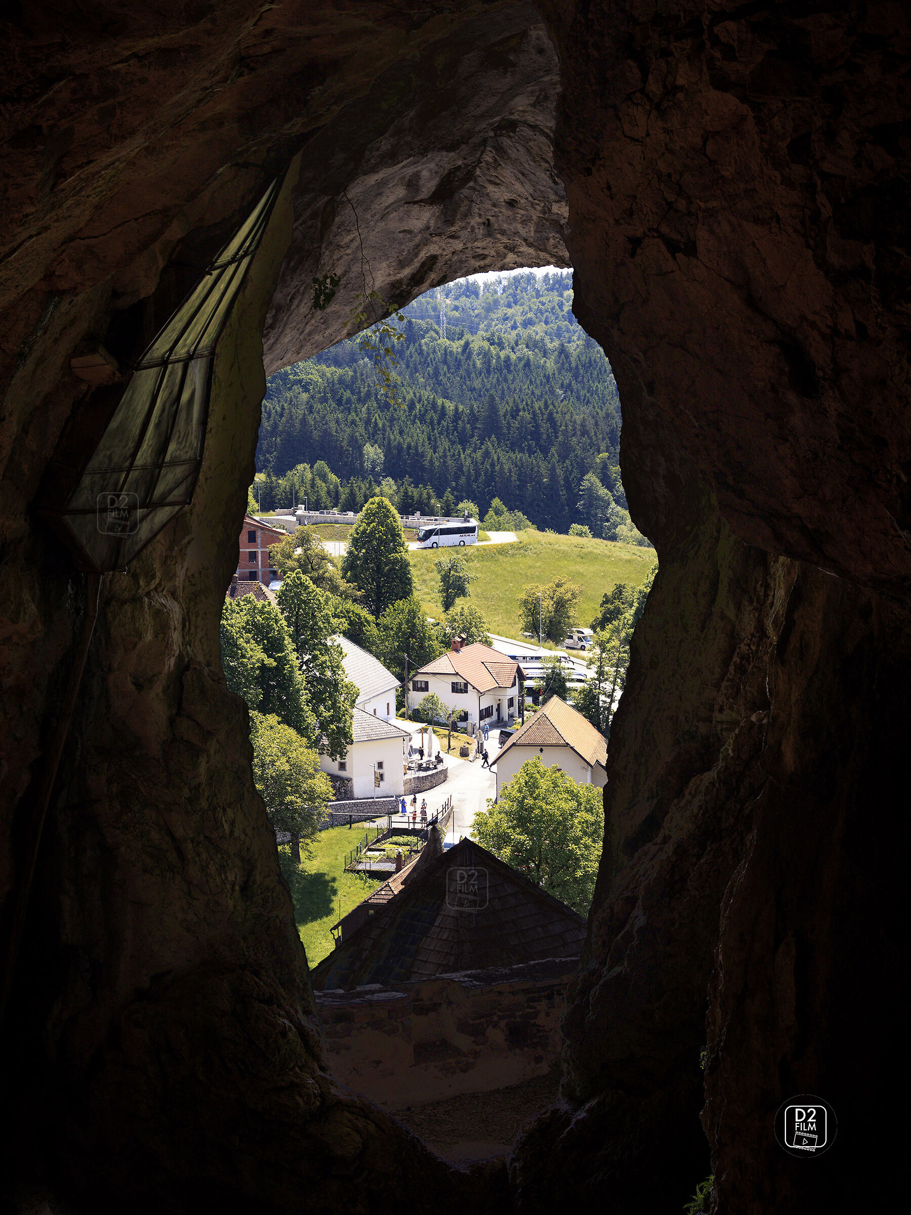 Castle lueghi - Predjama