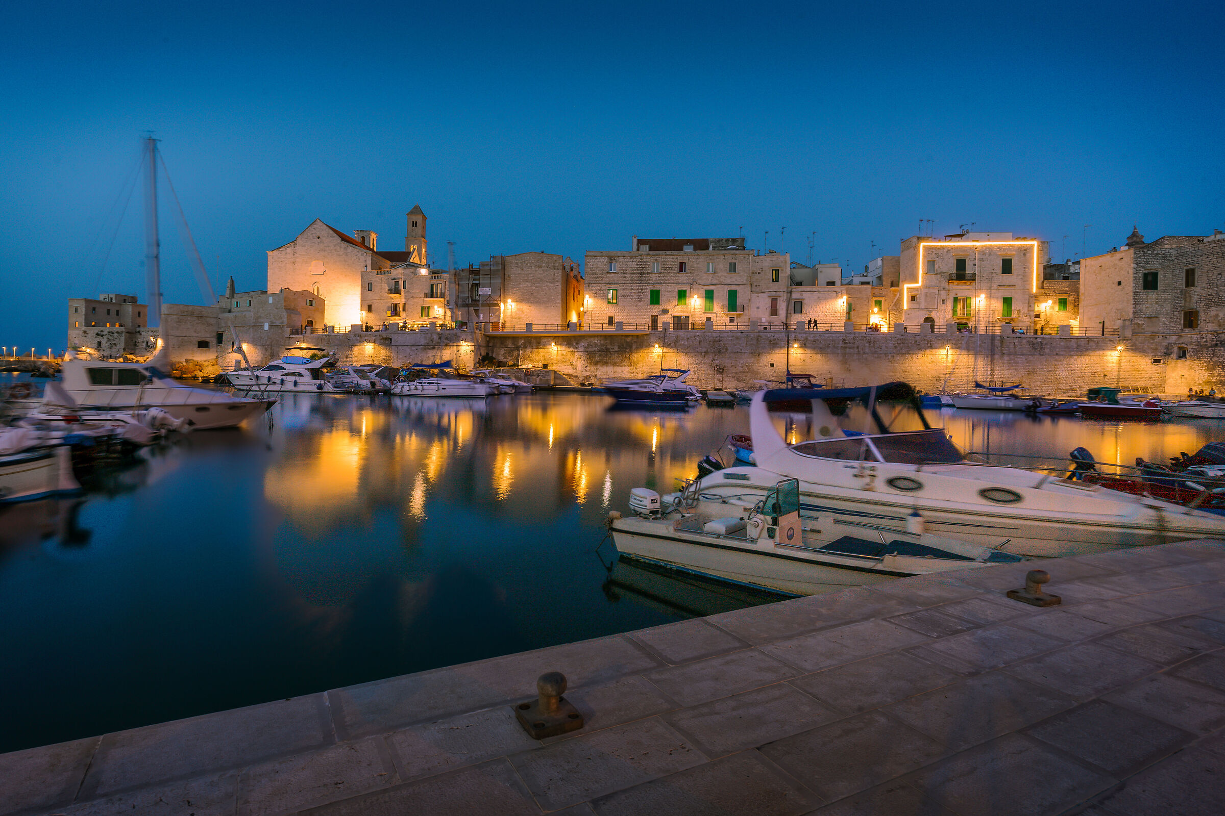 Giovinazzo, now blue