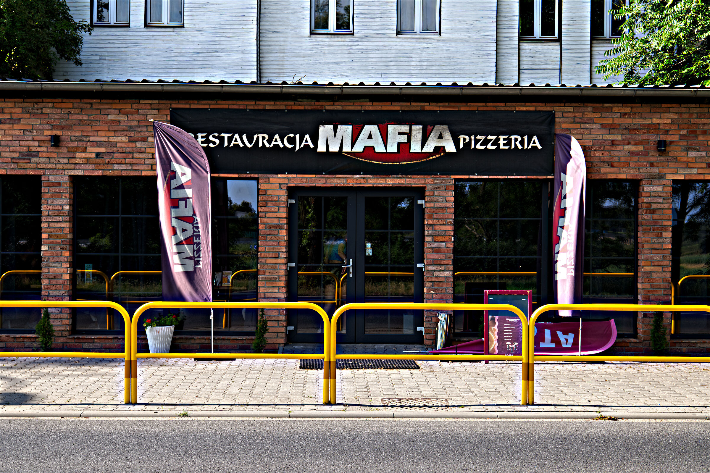 Ristorante pizzeria "Non Tipica"...