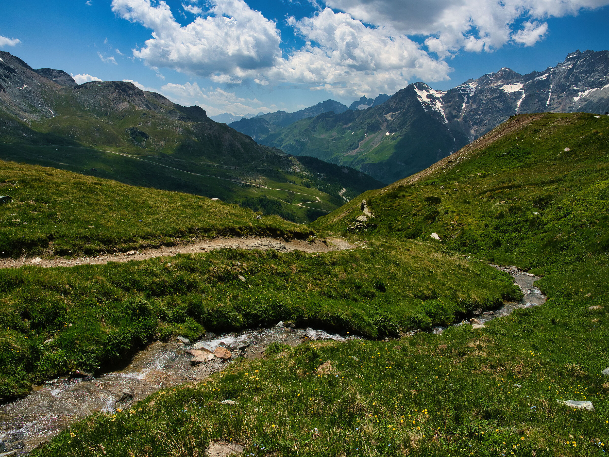 Scendendo da Plan Maison