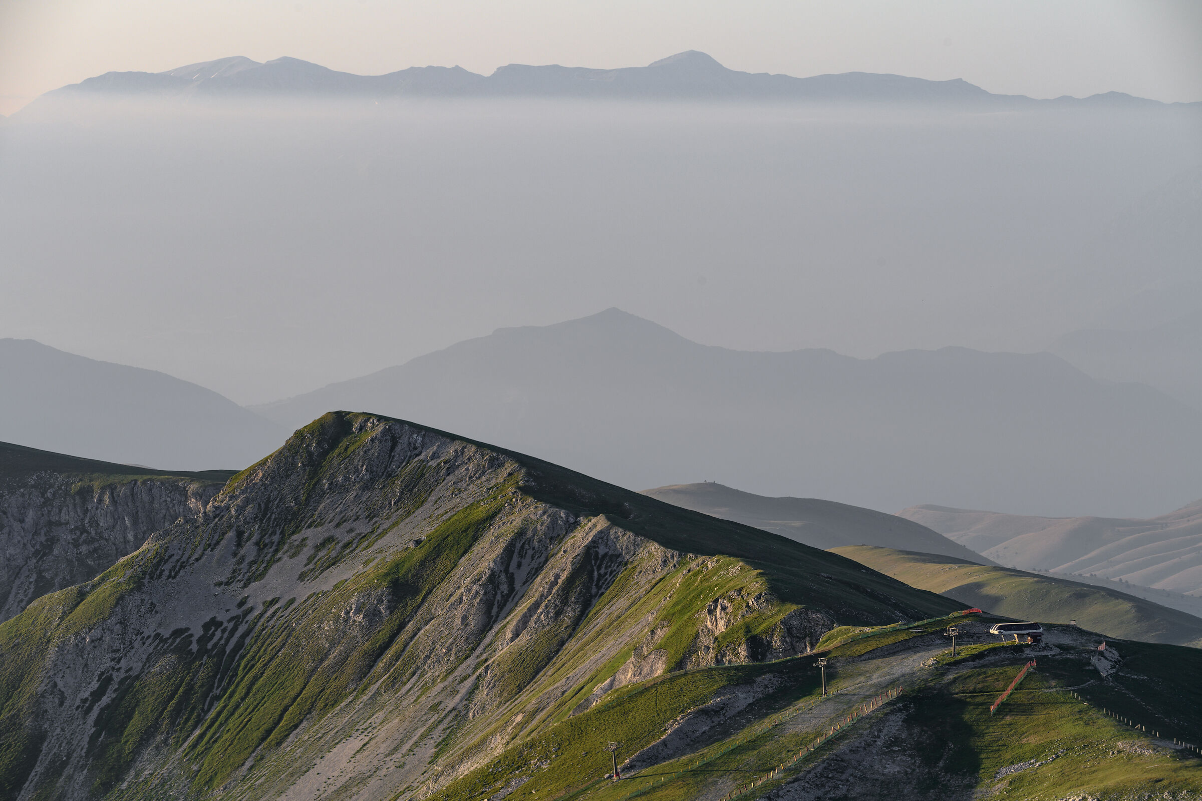 La Majella sullo sfondo. Ripresa dal Duca degli Abruzzi