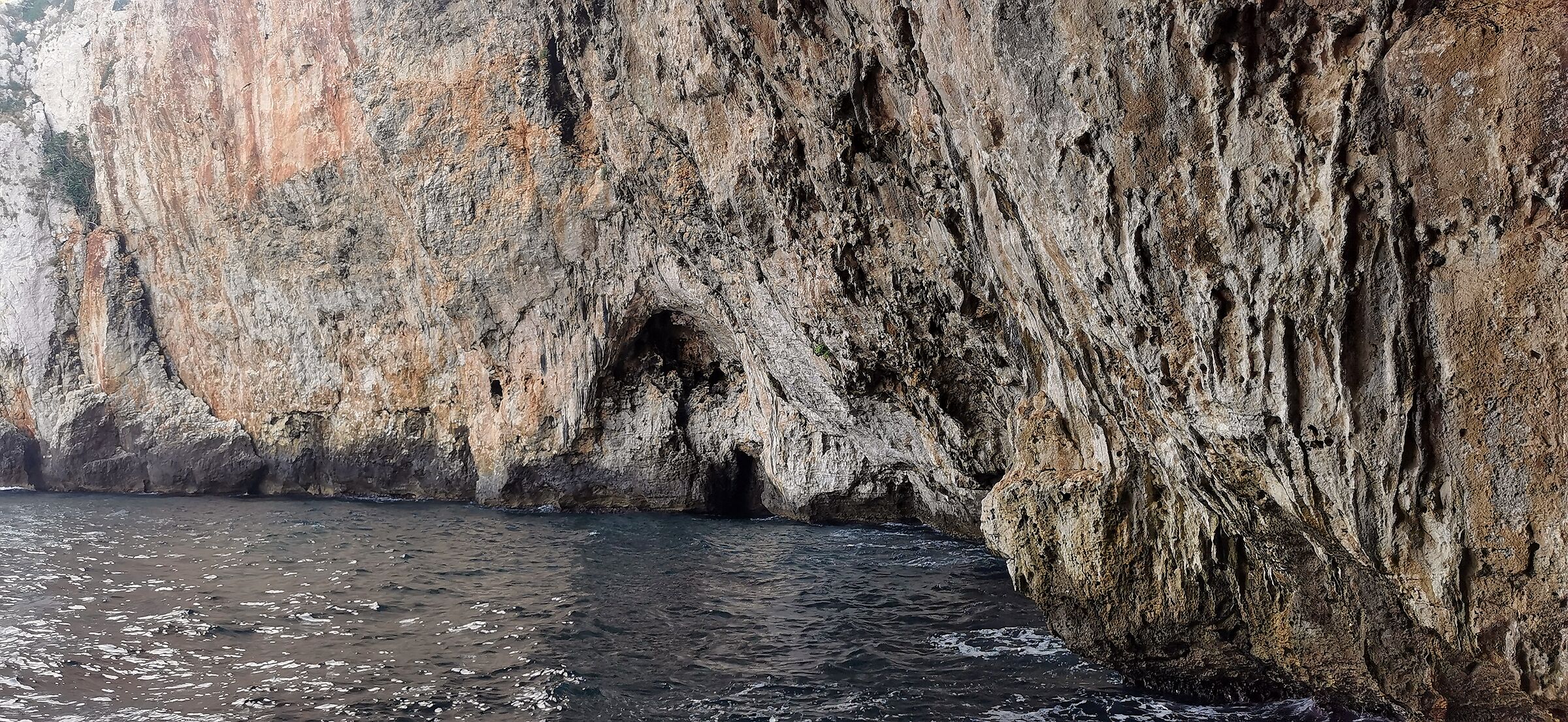 Le grotte di zinzulusa