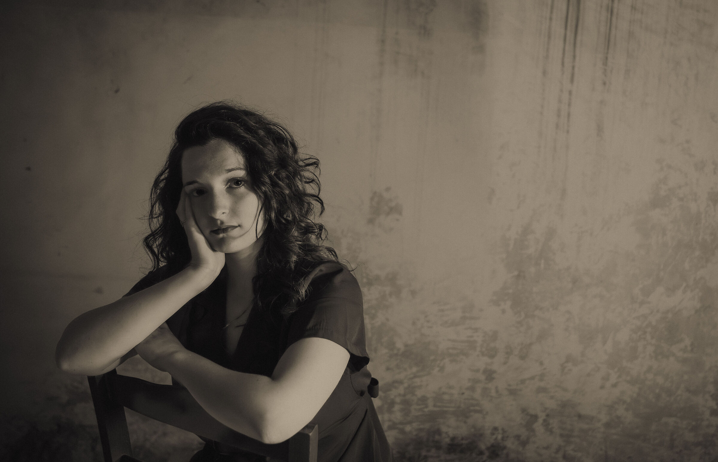 Alessandra (red dress)