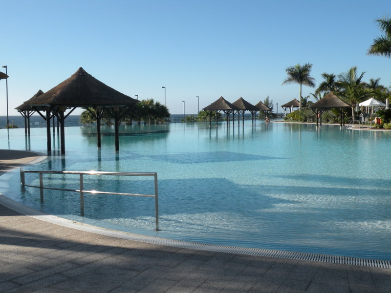 Tenerife-Alcalà-Hotel Melià-piscina lunga 300 ...
