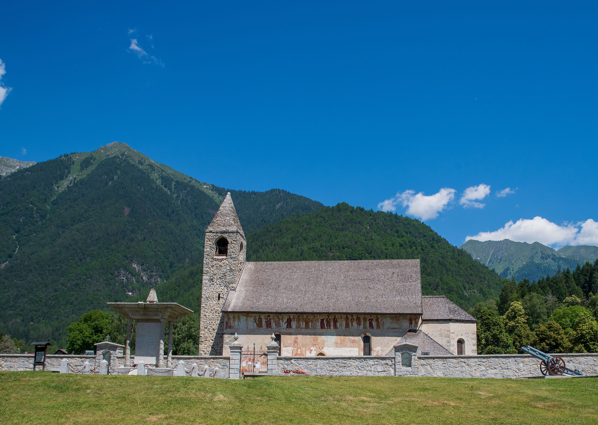 Danse Macabre | One of the Many