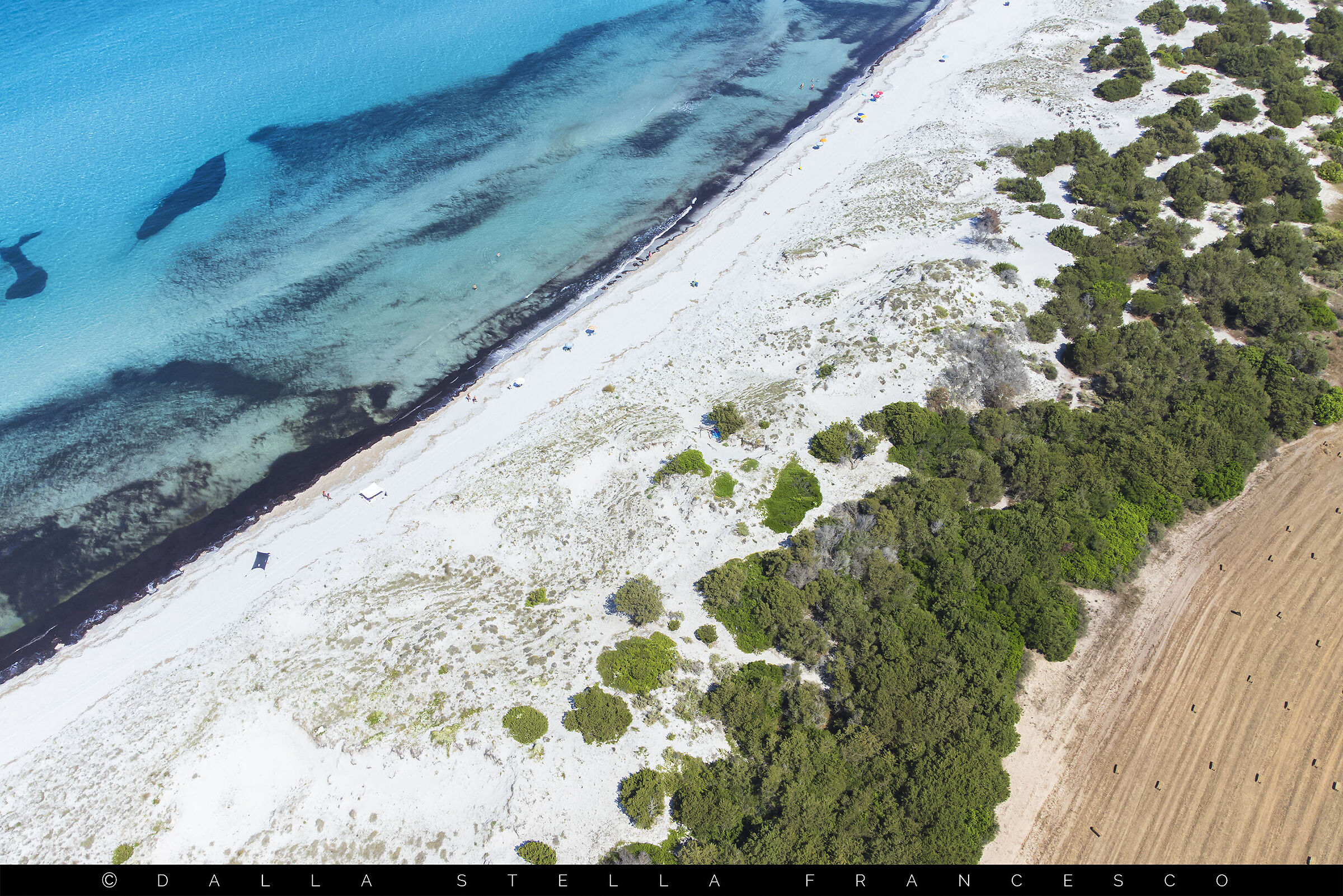 Between countryside and sea