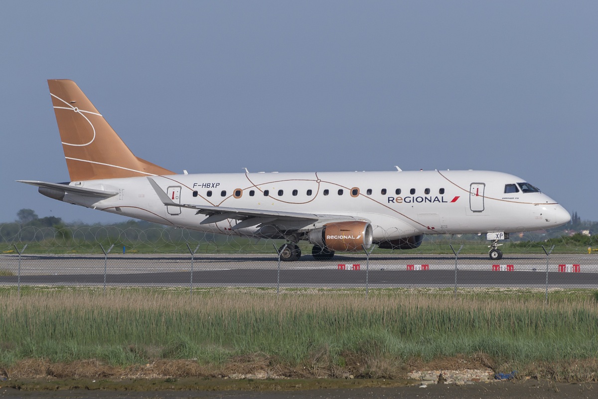 embraer 170 by regional air france