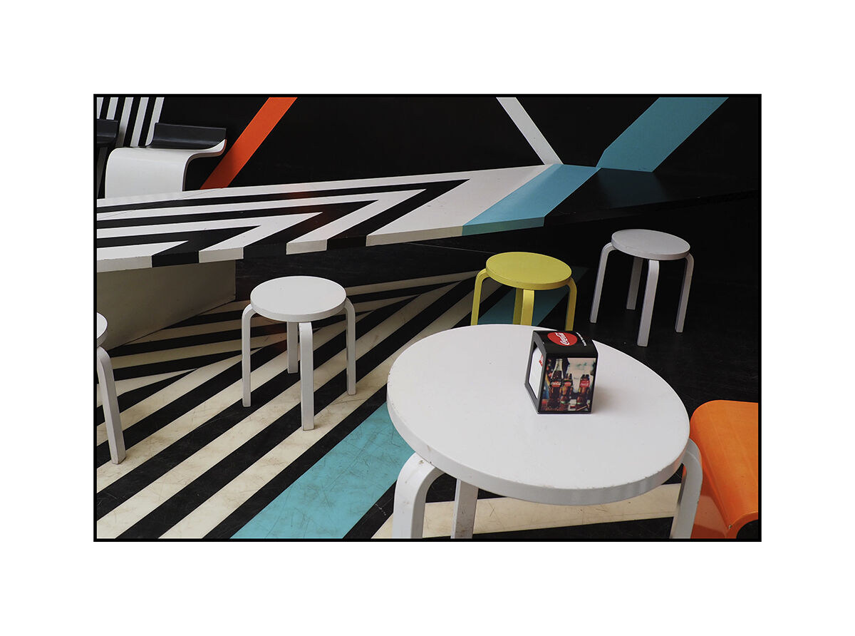 psychedelic bar