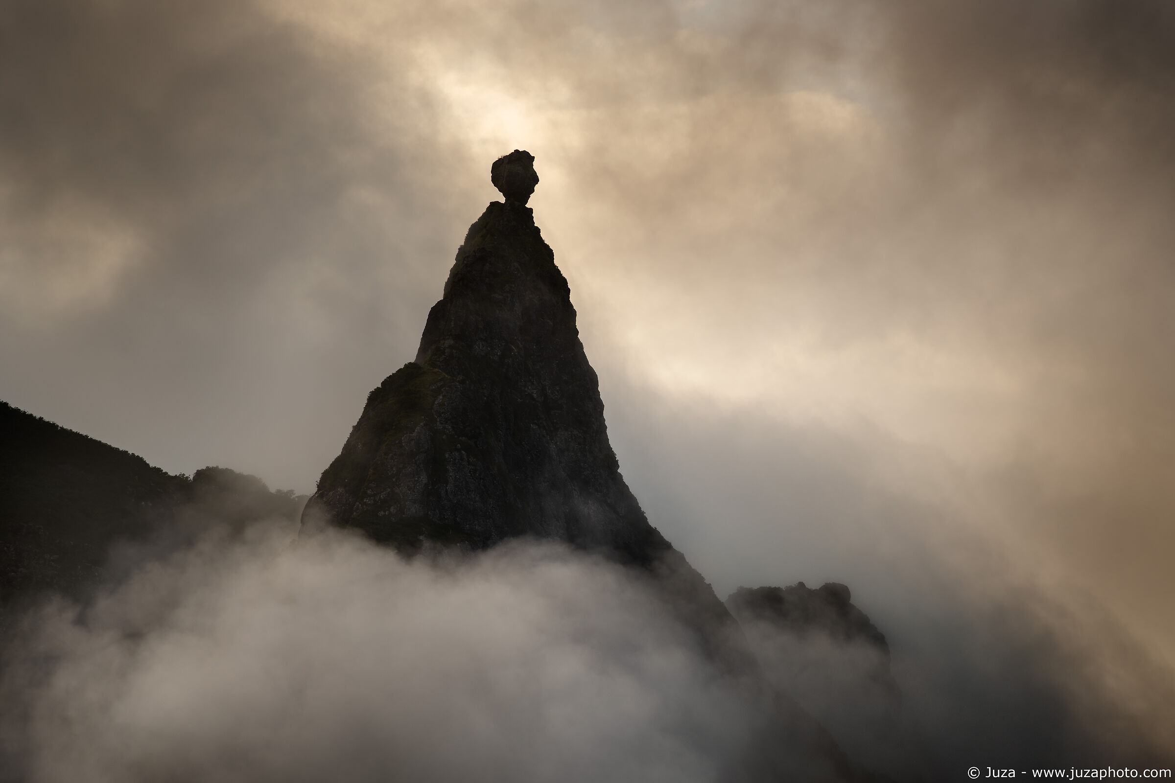 Pieter Both Mountain