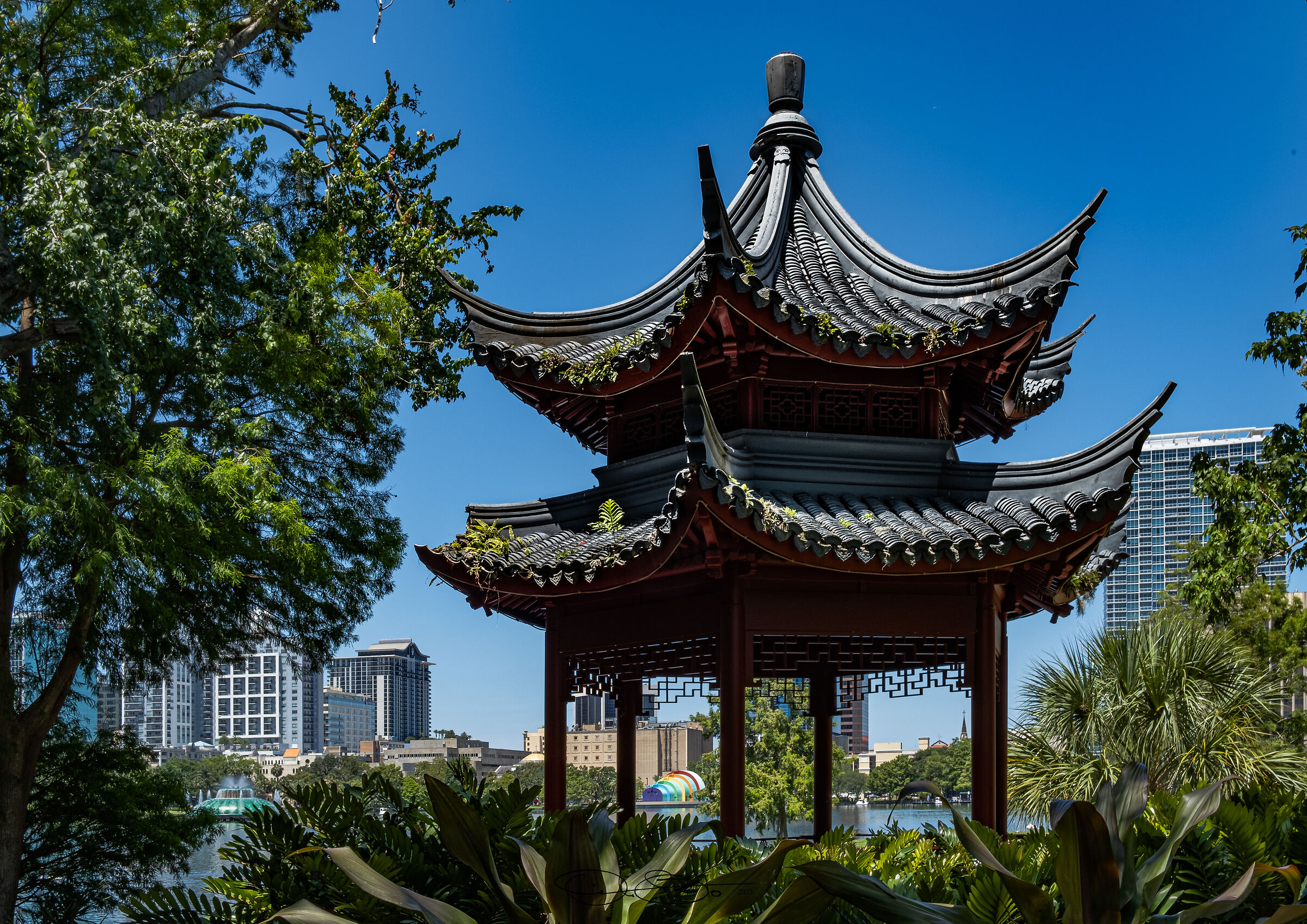 Eola Park pagoda