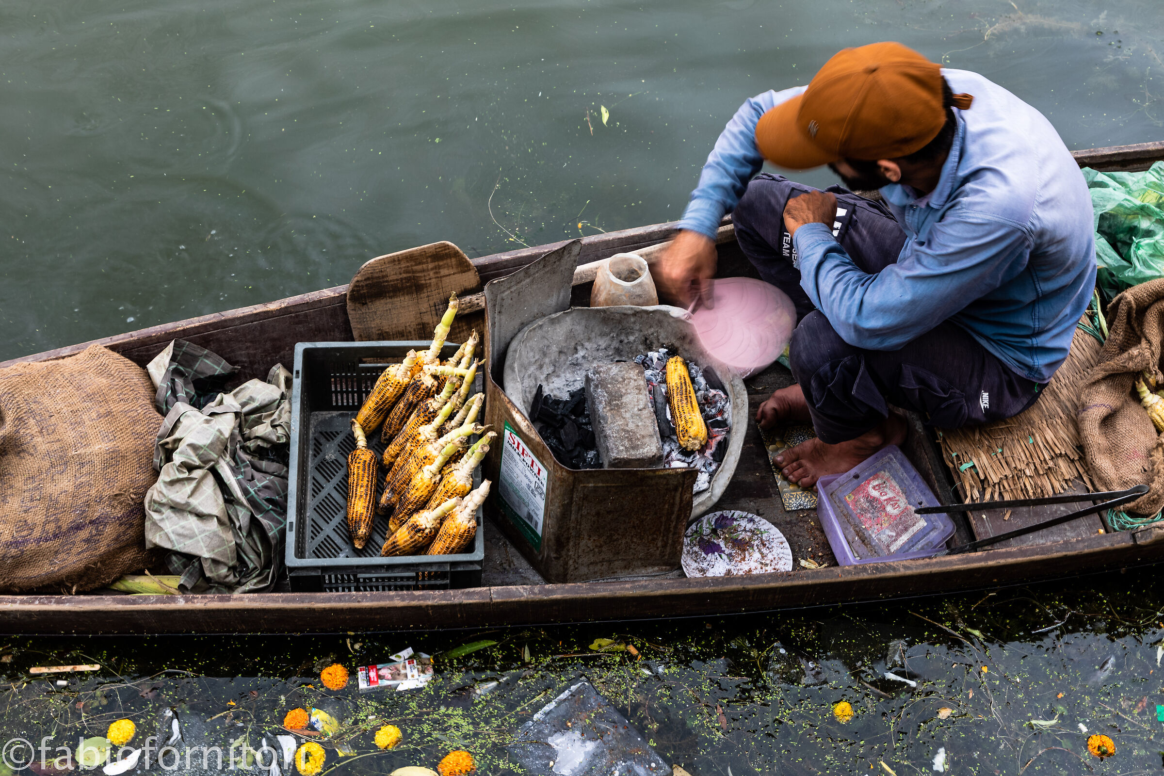 Srinagar , Dal Lake man , India 2023