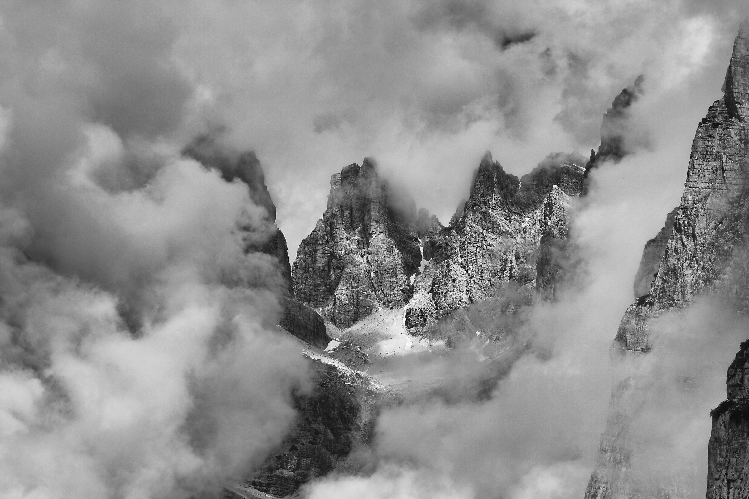 Dolomiti del Brenta bw