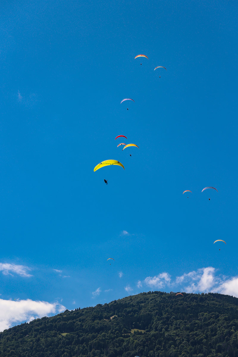 "Nel blù dipinto di blù..."