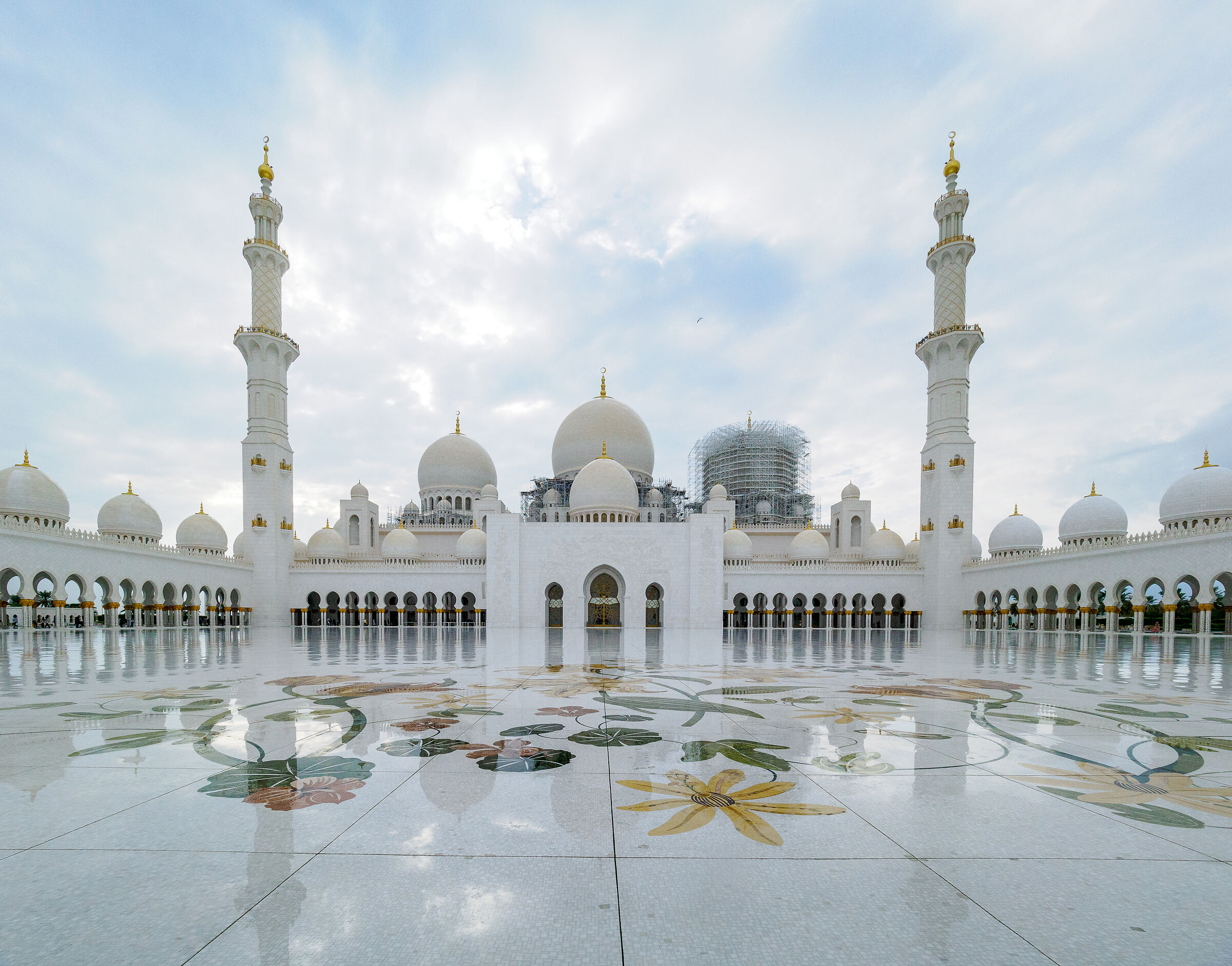 Abu Dhabi - Grand Mosque