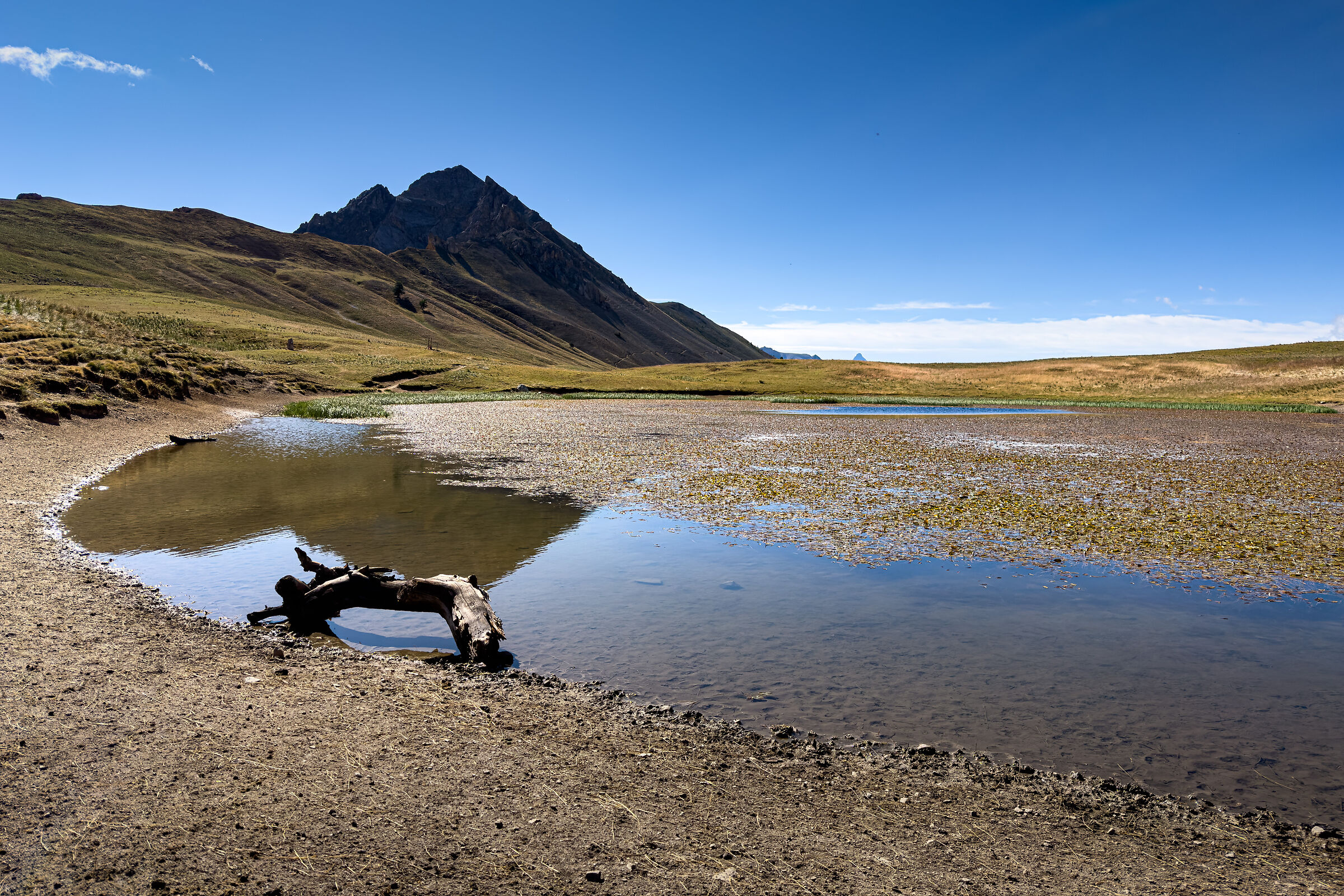 Lago di Thures e Aiguille Rouge