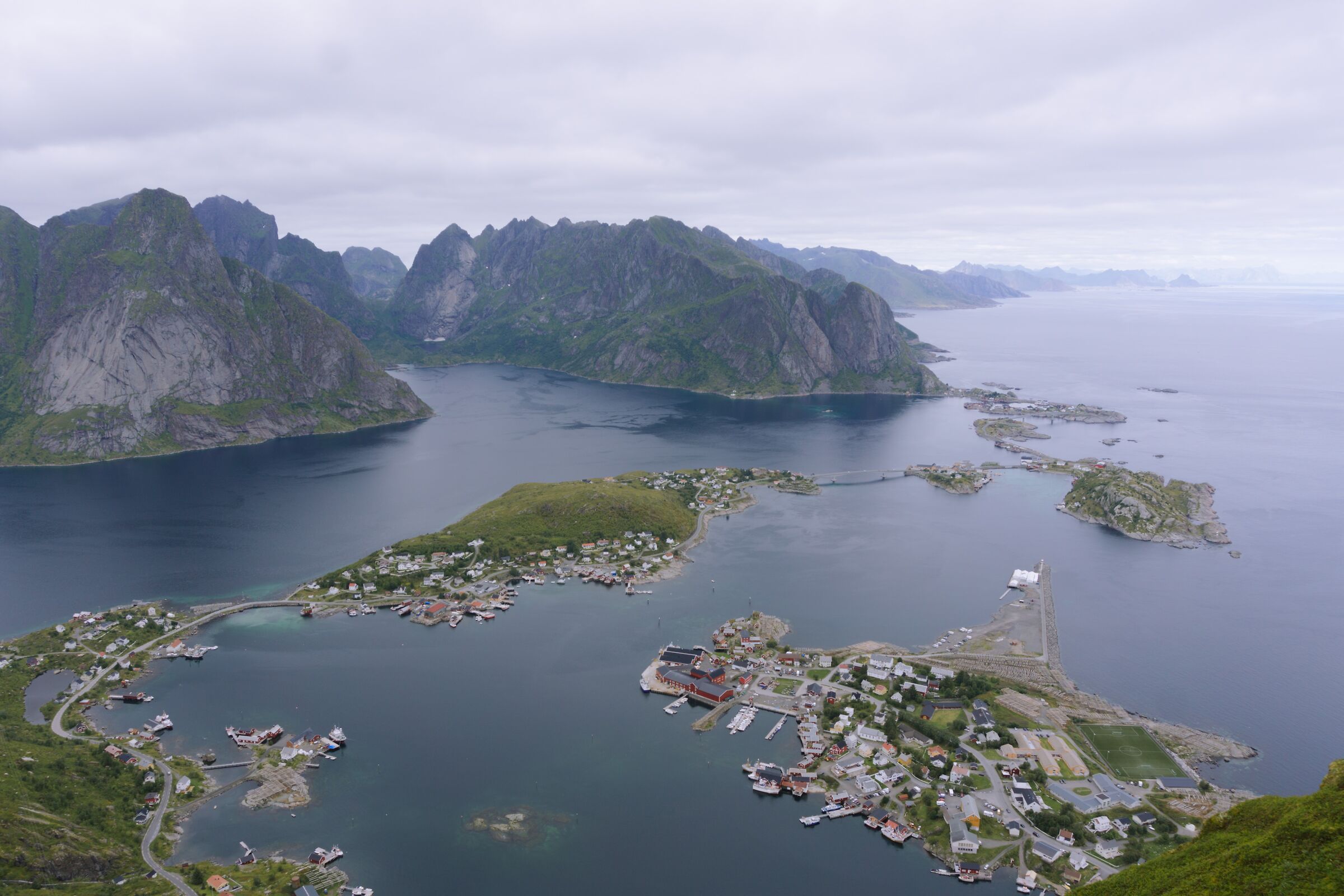 Reine seen from above