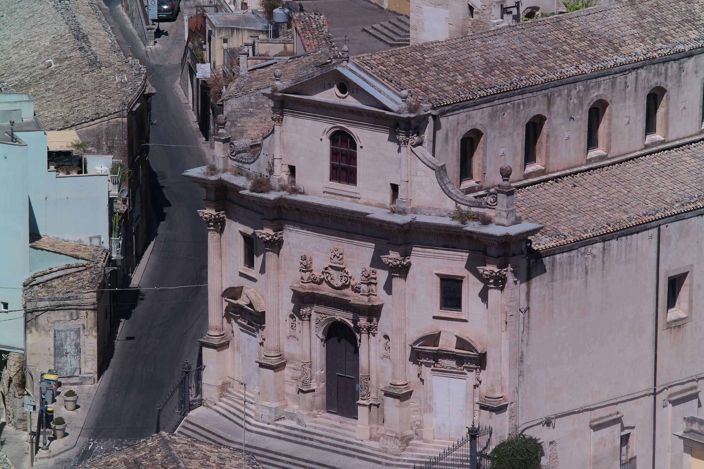 Ragusa + Jupiter 37A