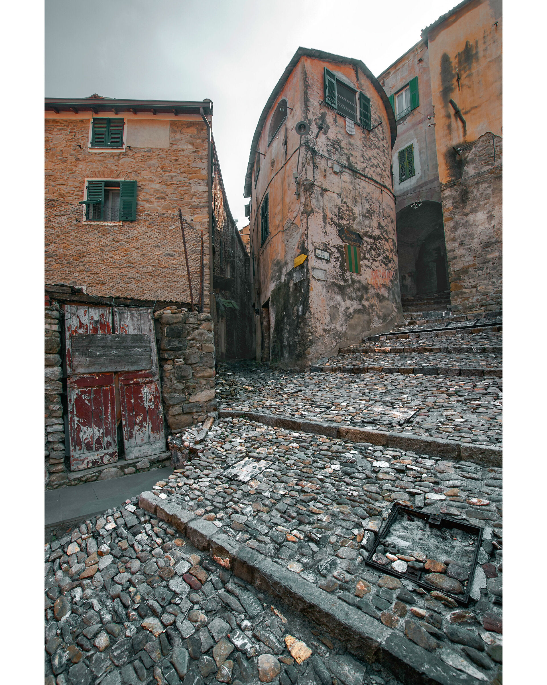 Arma di Taggia - girando per il vecchio Borgo _ taggia