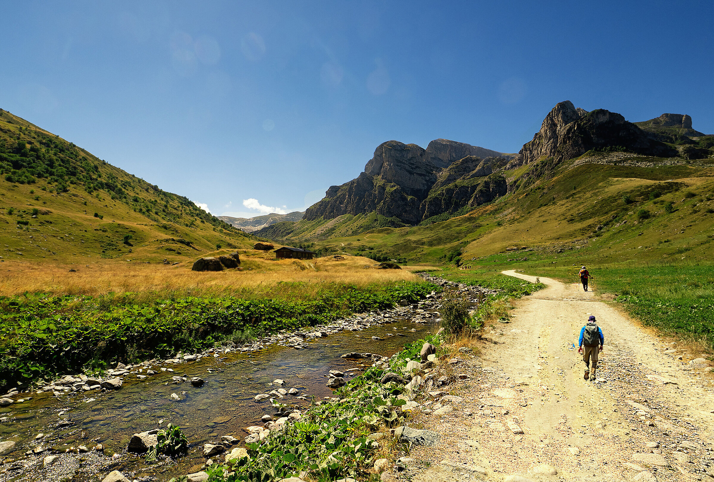On the way to the Mondovì refuge (Ligurian Alps)