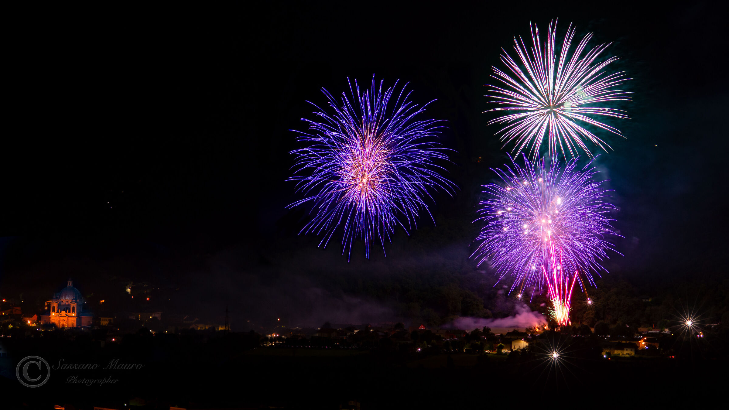 Fuochi d'artificio su Fontanelle