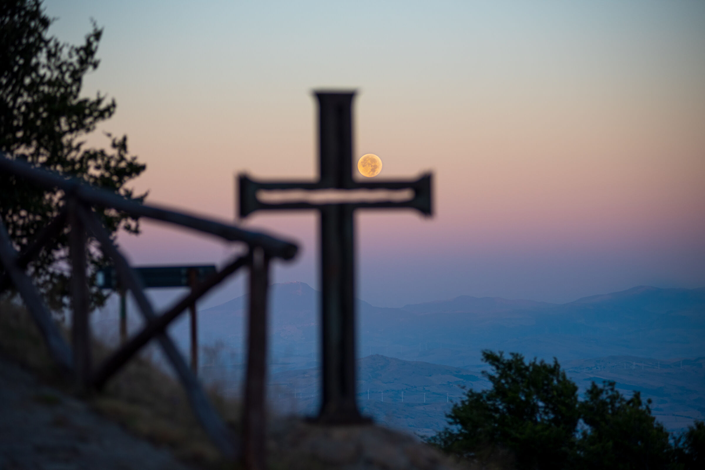 Tramonto lunare sul Monte Alto