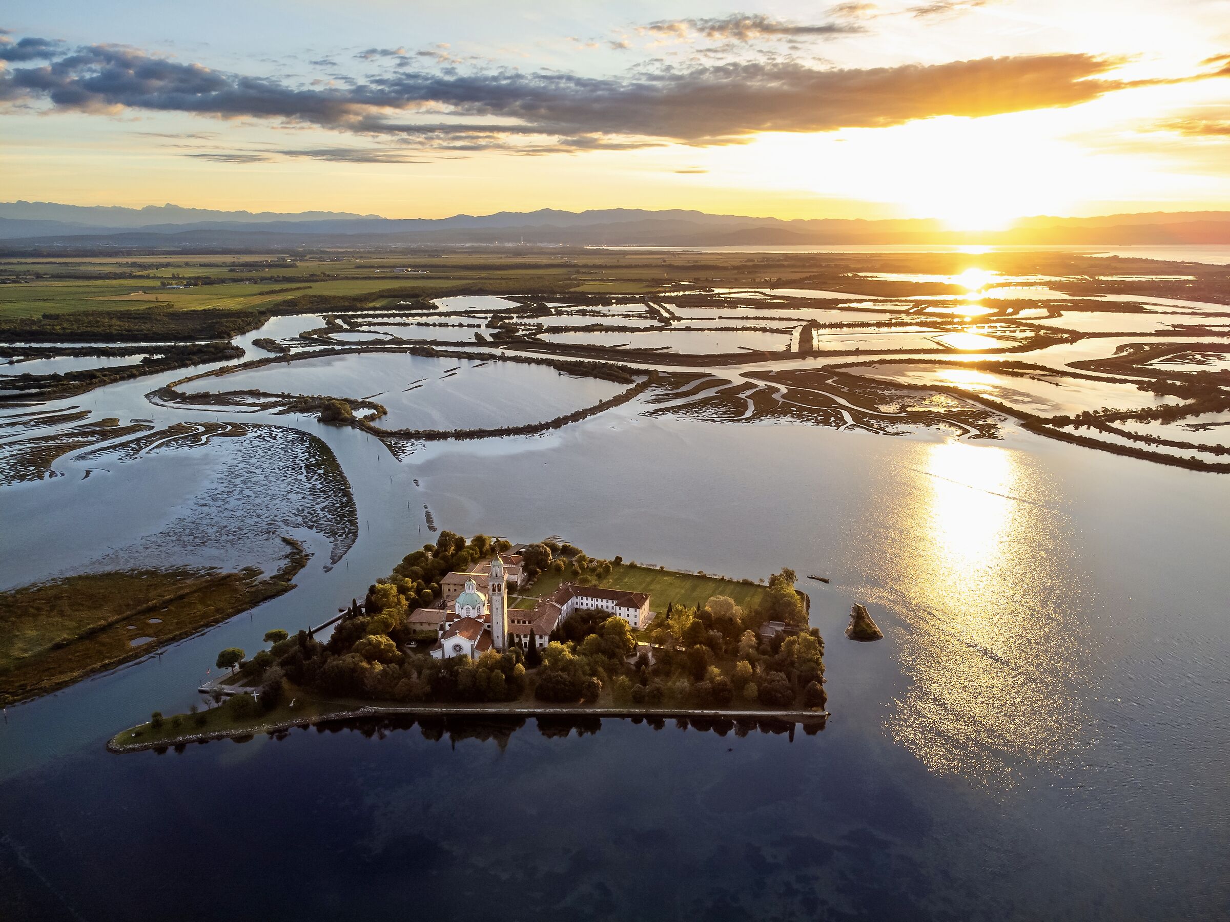 Santuario di Barbana - laguna di Grado