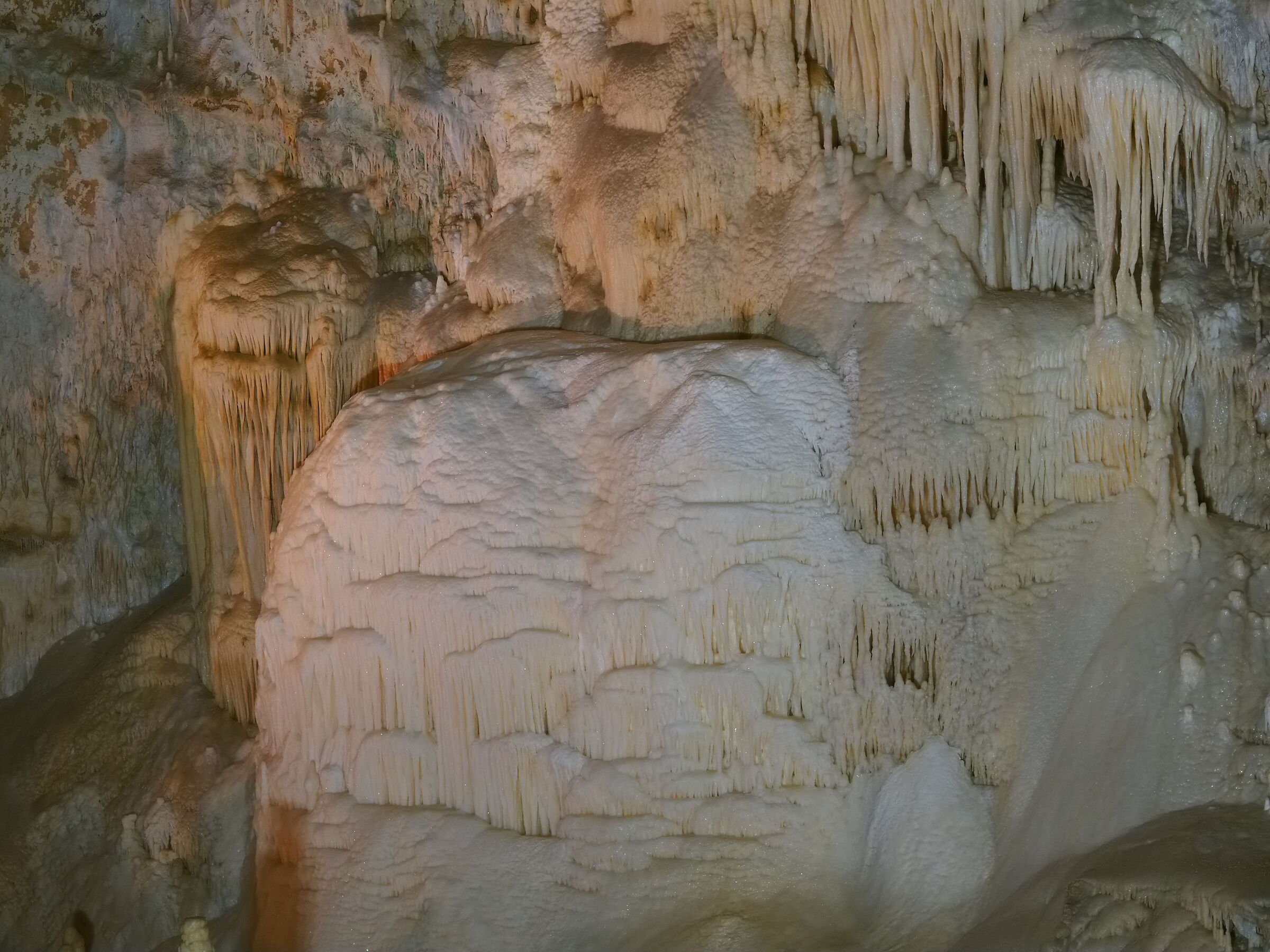 caves 9