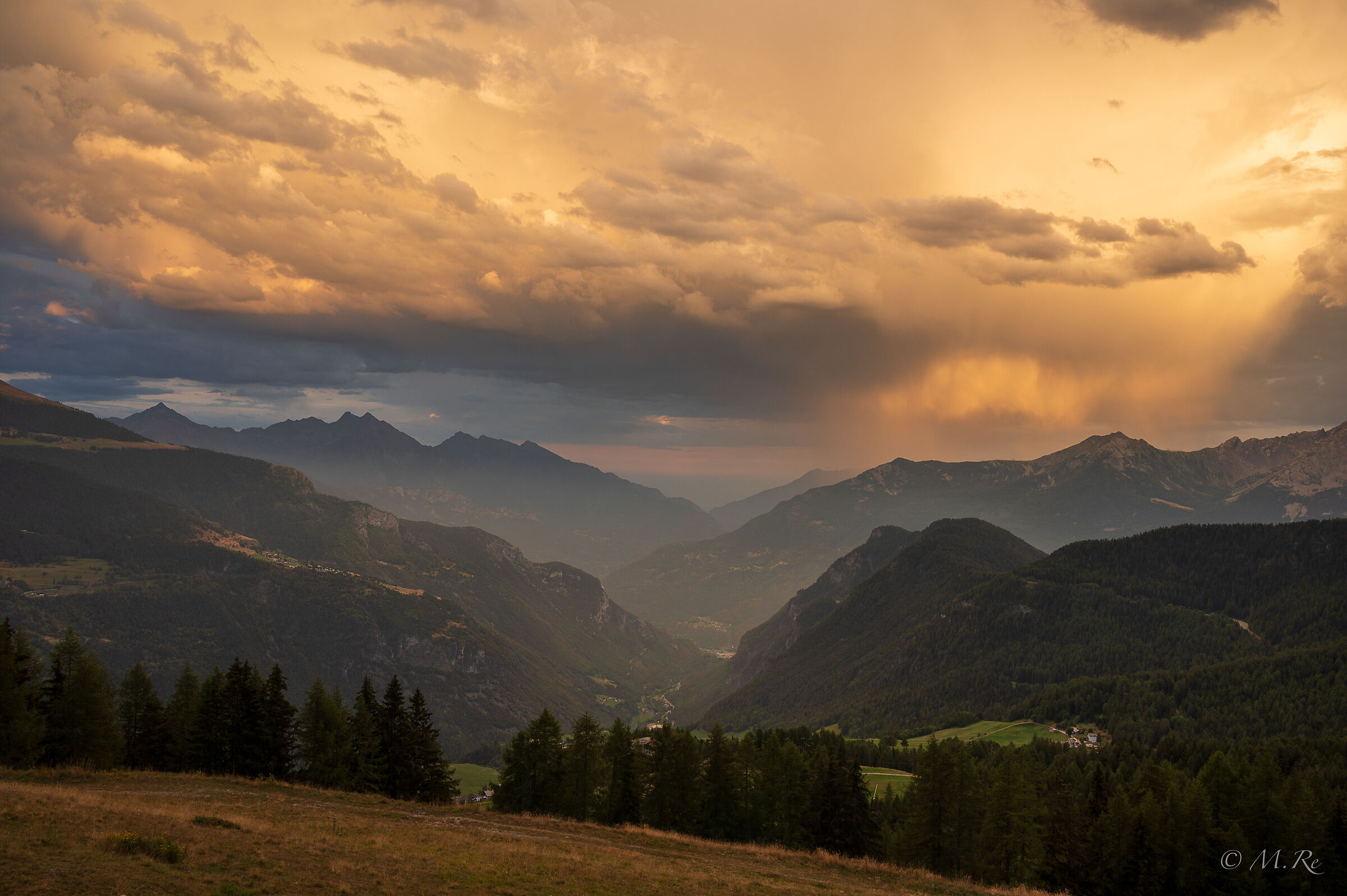 Tramonto in montagna